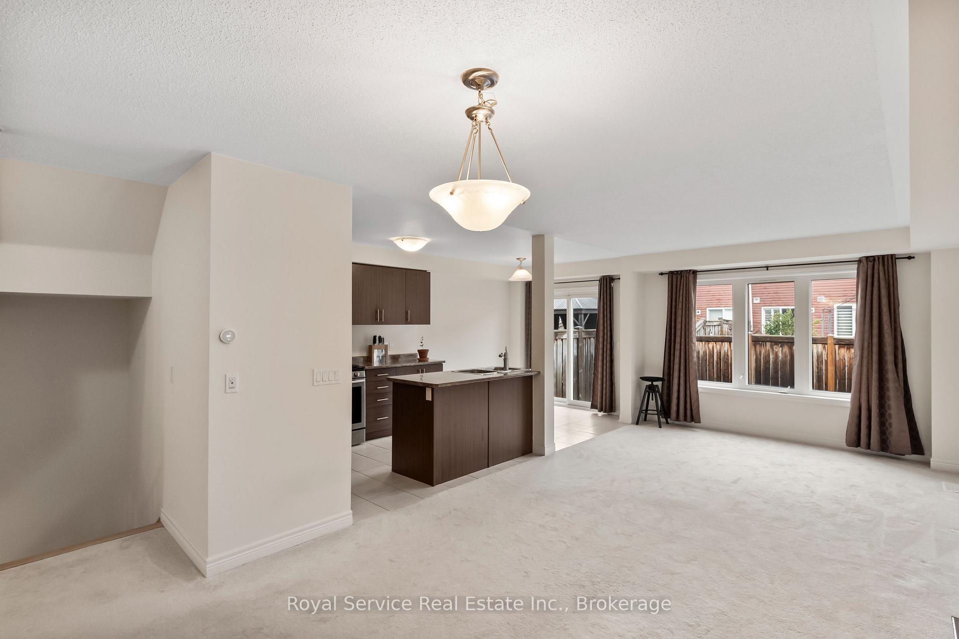 Photo 18 of 23 Tabaret Crescent, Oshawa, Windfields — HOMEH