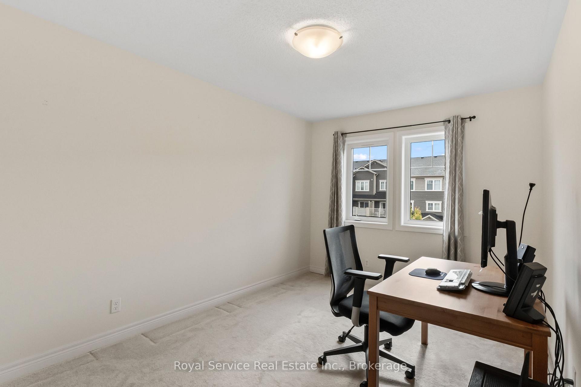 Photo 25 of 23 Tabaret Crescent, Oshawa, Windfields — HOMEH