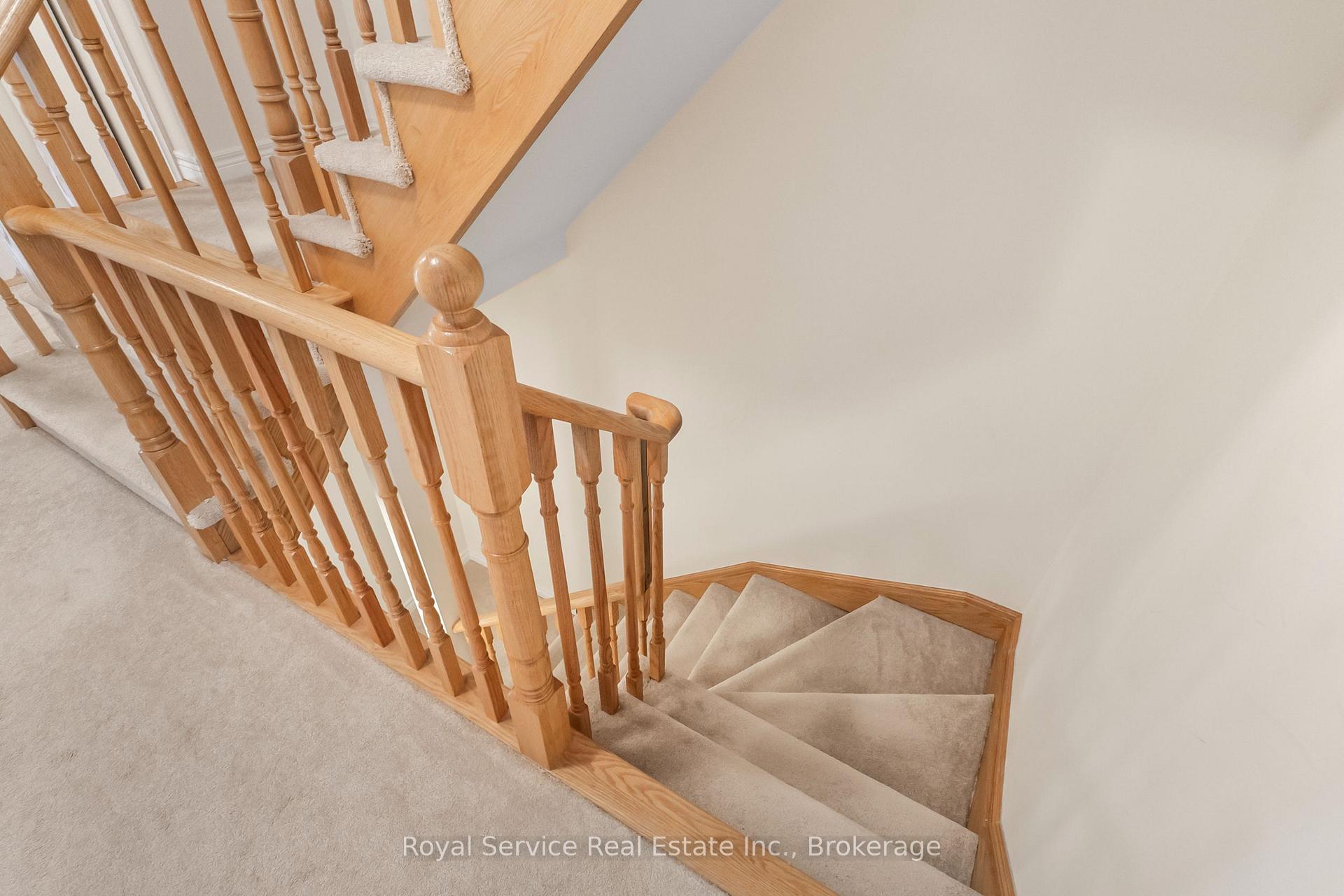 Photo 30 of 23 Tabaret Crescent, Oshawa, Windfields — HOMEH