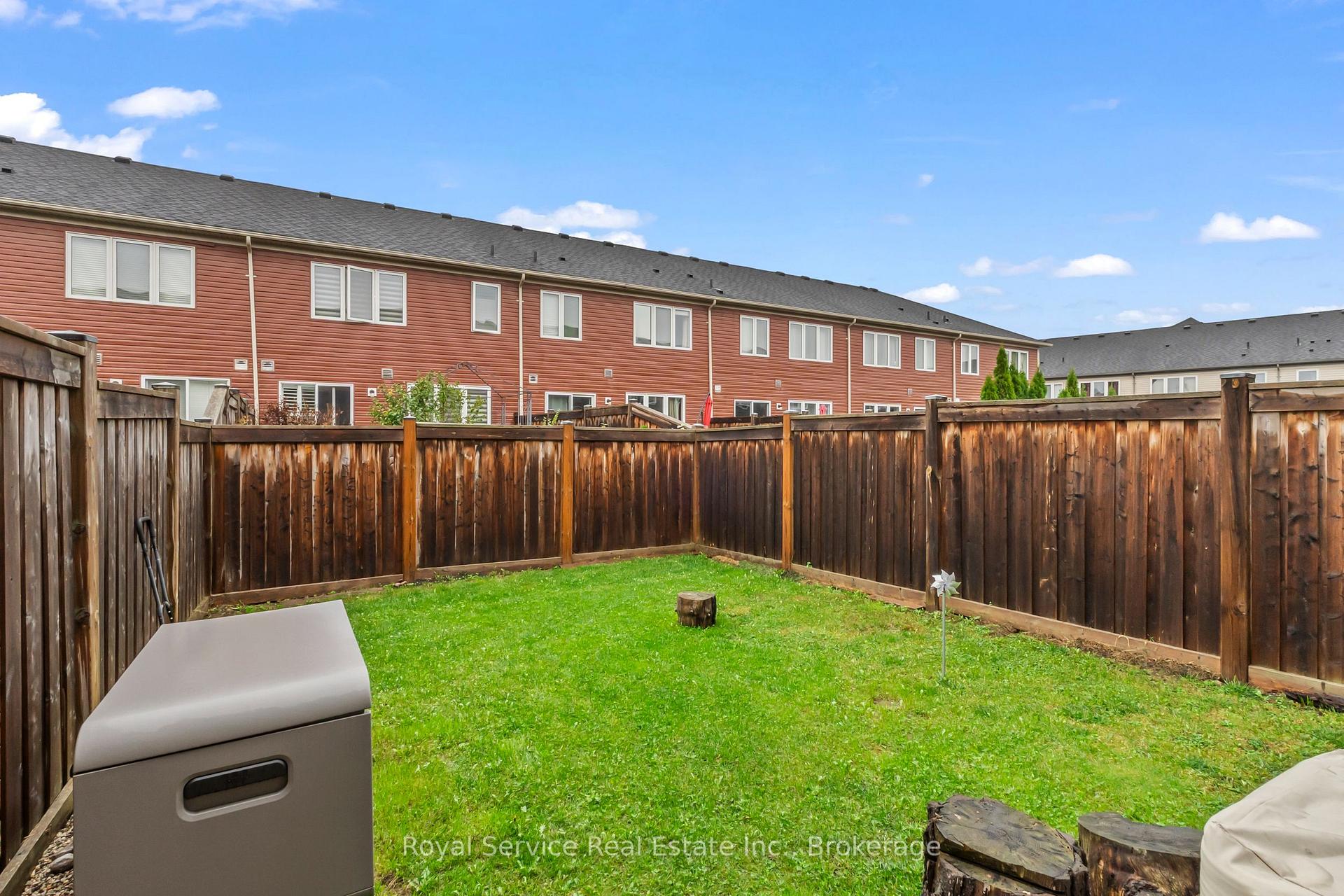 Photo 36 of 23 Tabaret Crescent, Oshawa, Windfields — HOMEH