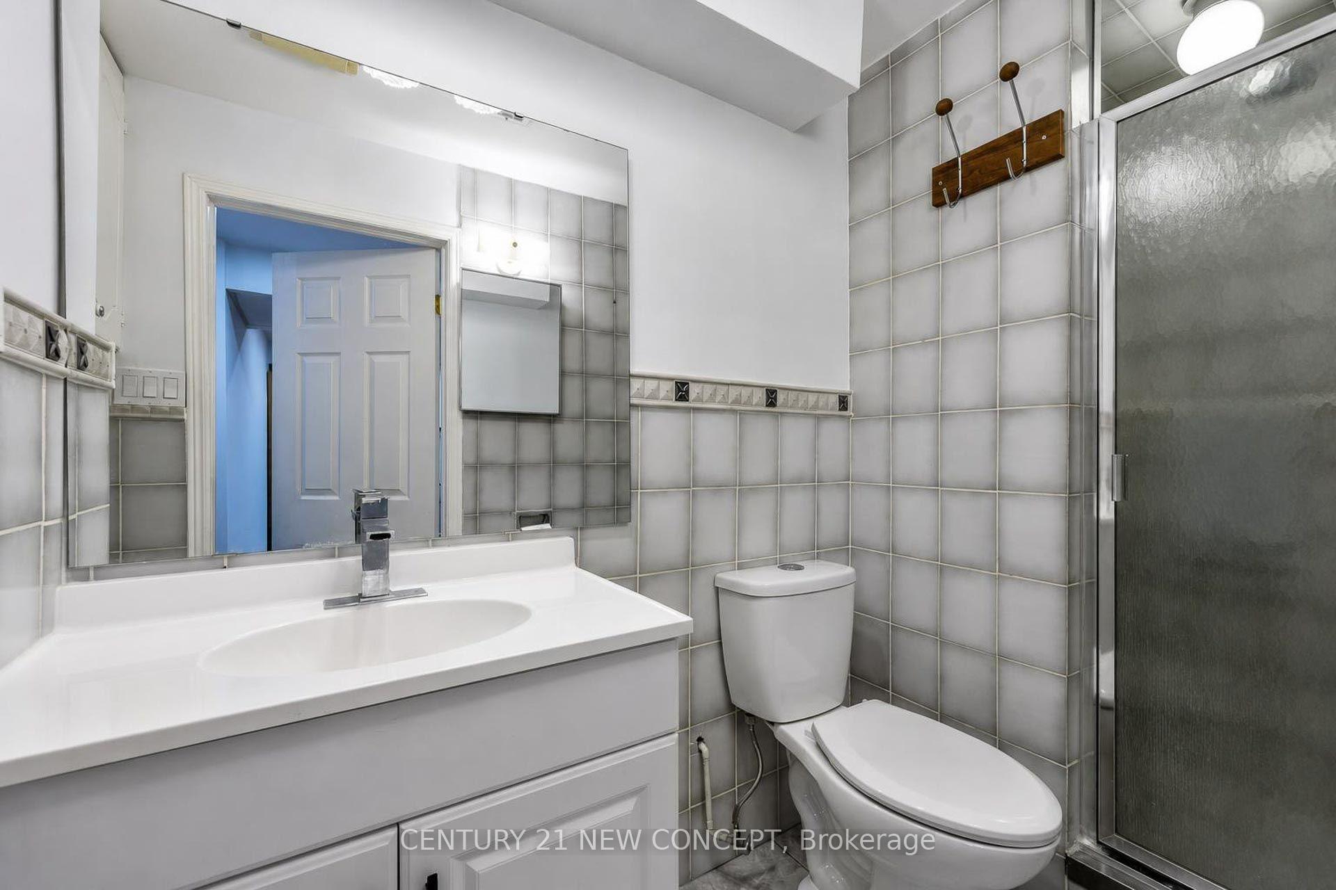 Photo 41 of 90 Wade Gate, Vaughan, Brownridge — HOMEH