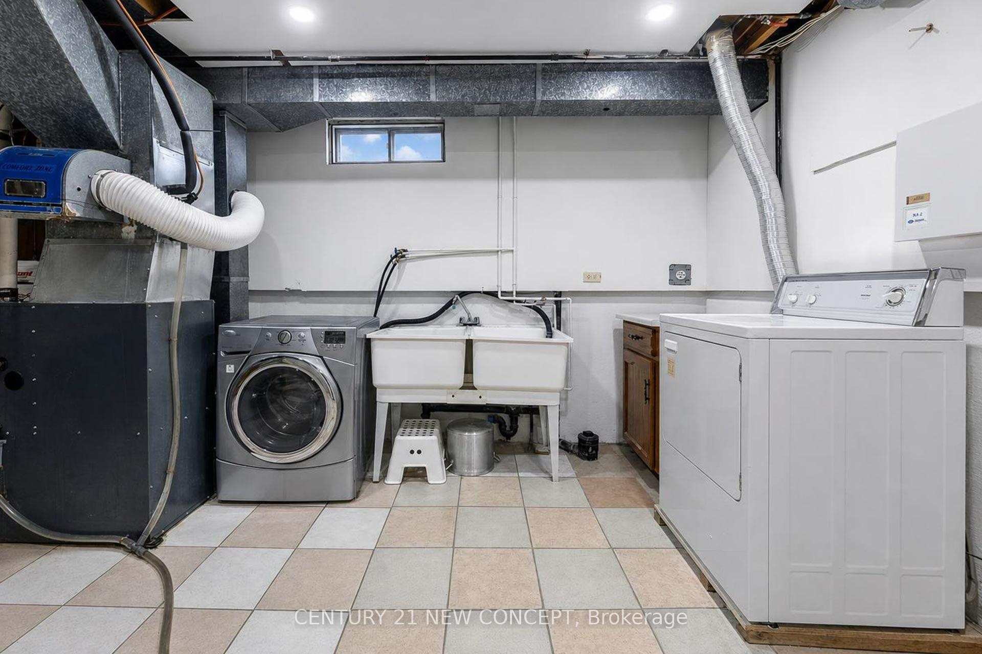 Photo 43 of 90 Wade Gate, Vaughan, Brownridge — HOMEH