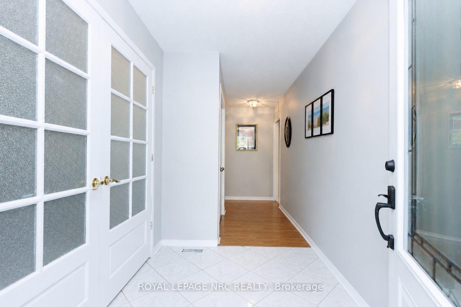 Photo 6 of 15 Foxhill Crescent, St. Catharines, Rykert/Vansickle — HOMEH