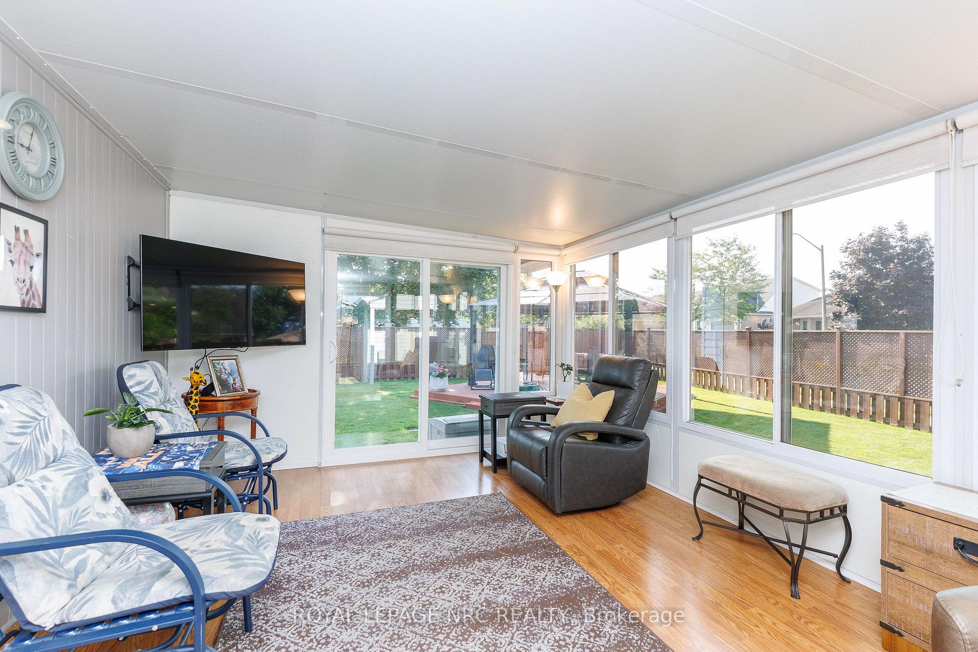 Photo 14 of 15 Foxhill Crescent, St. Catharines, Rykert/Vansickle — HOMEH