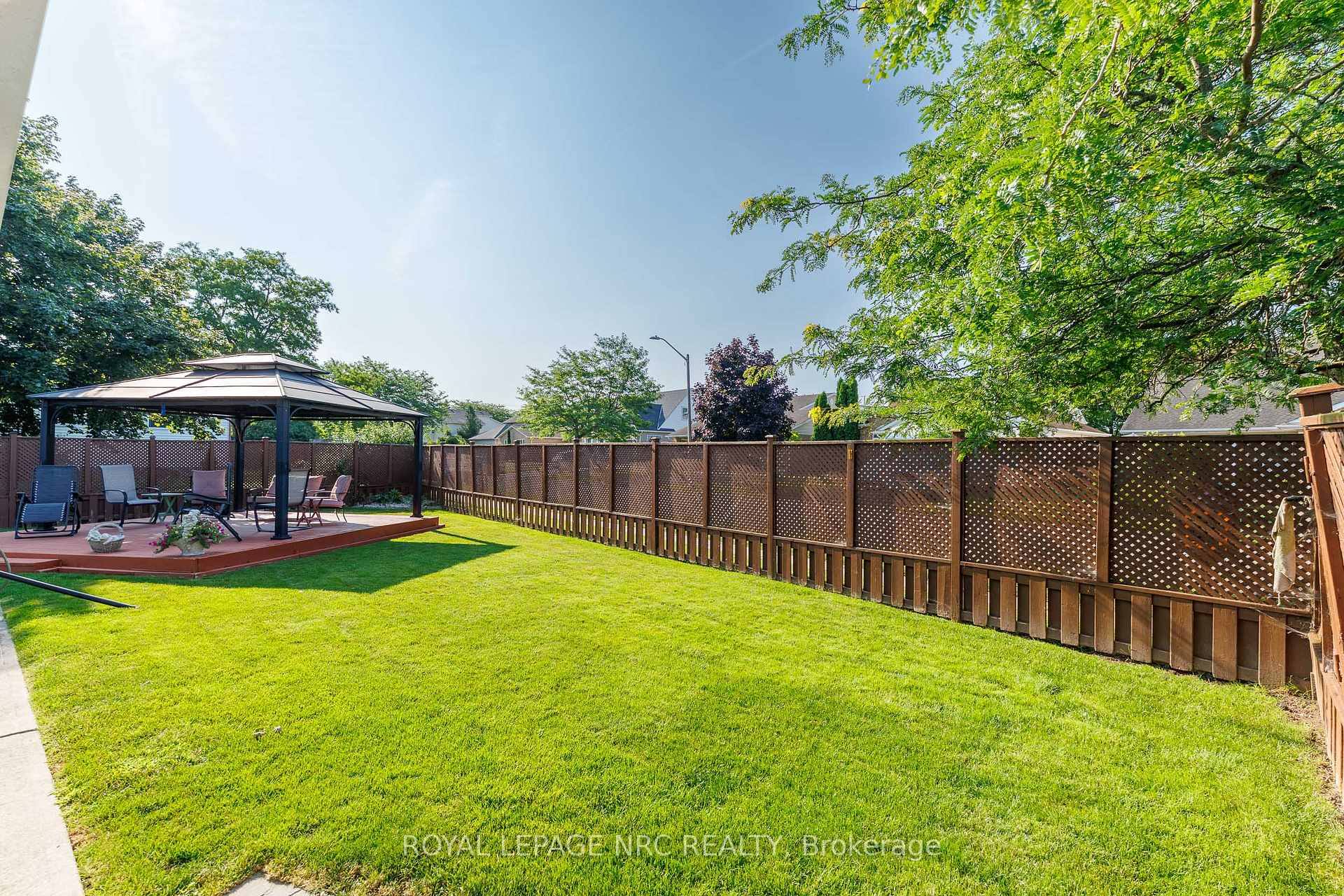 Photo 27 of 15 Foxhill Crescent, St. Catharines, Rykert/Vansickle — HOMEH