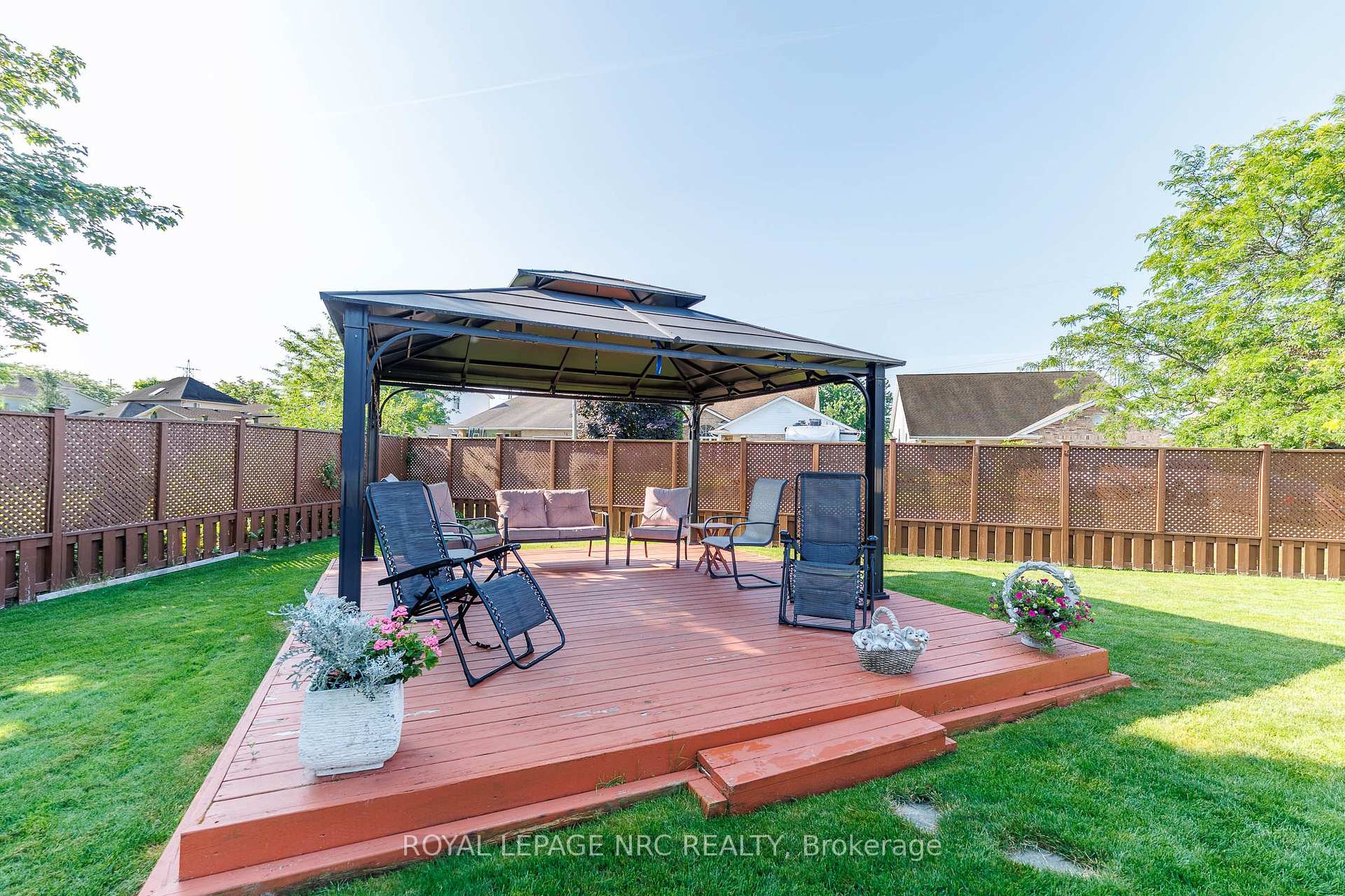 Photo 29 of 15 Foxhill Crescent, St. Catharines, Rykert/Vansickle — HOMEH
