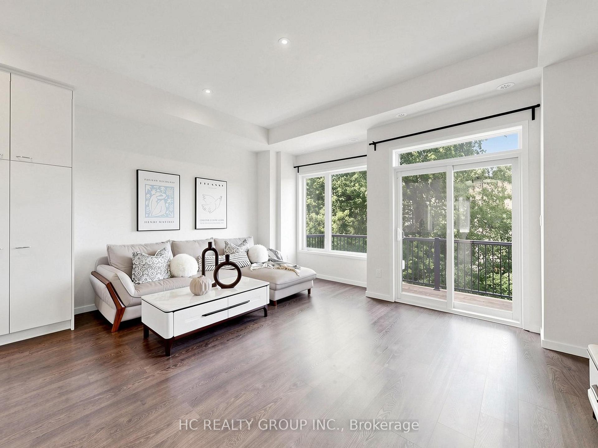 Photo 4 of 38 Lafferty Lane, Richmond Hill, Crosby — HOMEH