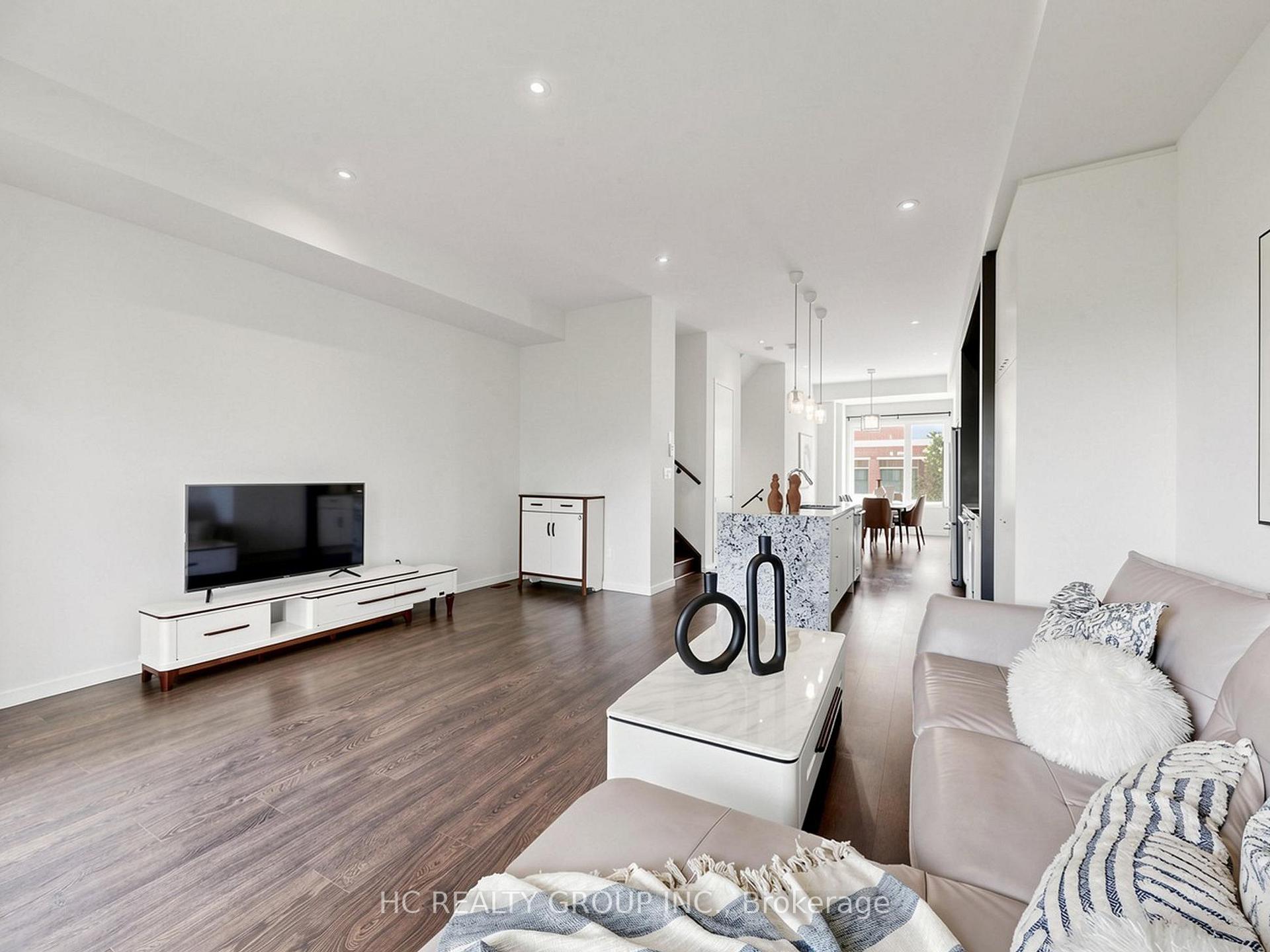 Photo 6 of 38 Lafferty Lane, Richmond Hill, Crosby — HOMEH