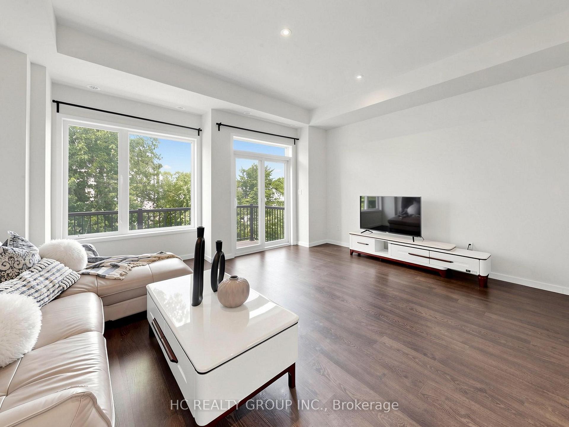 Photo 7 of 38 Lafferty Lane, Richmond Hill, Crosby — HOMEH