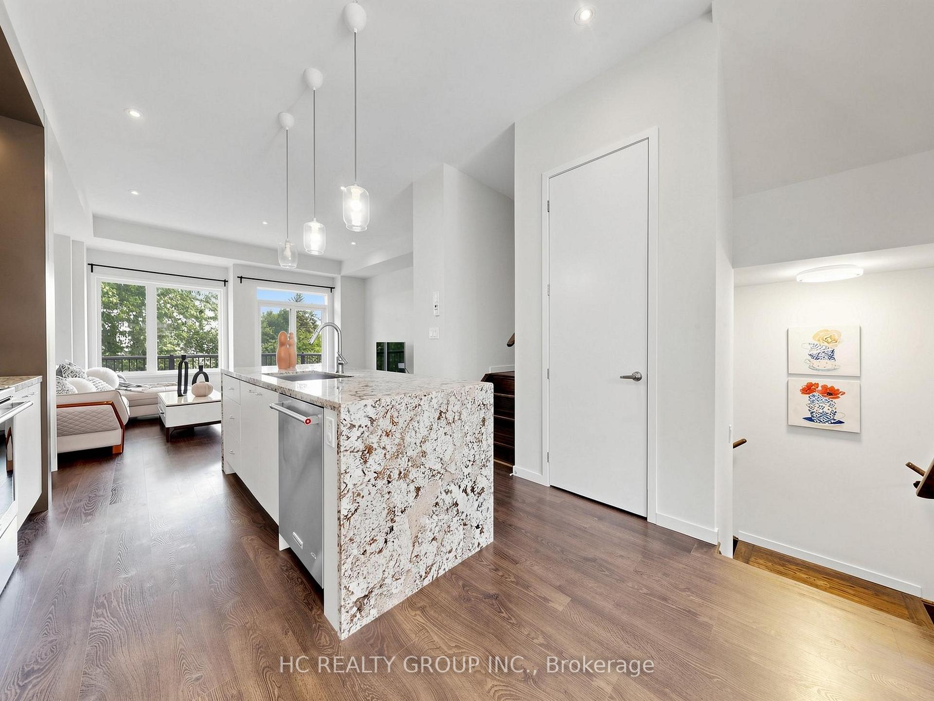Photo 10 of 38 Lafferty Lane, Richmond Hill, Crosby — HOMEH