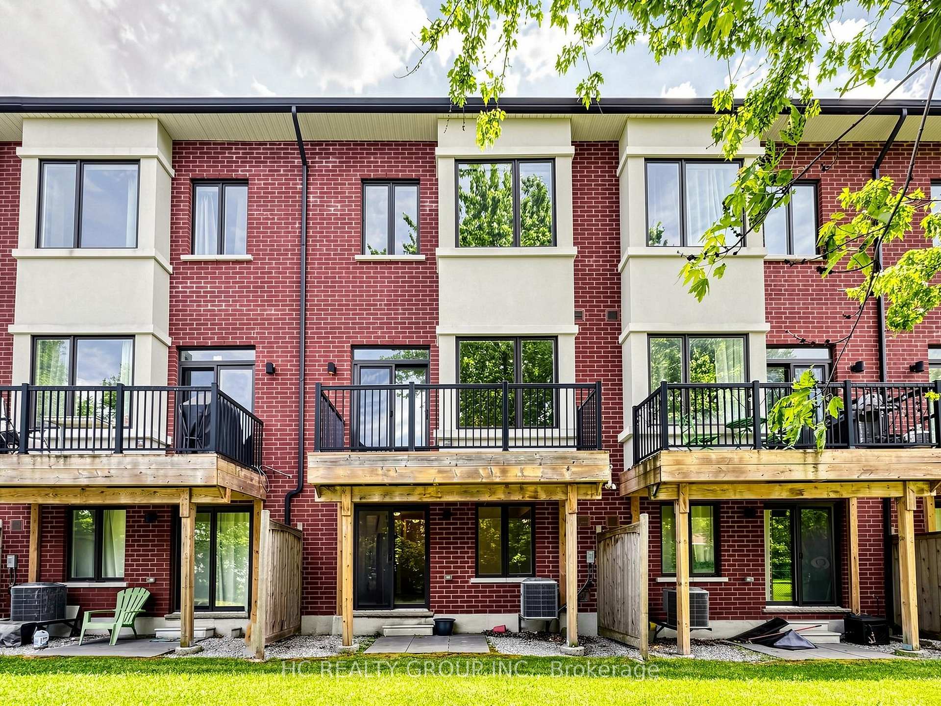 Photo 28 of 38 Lafferty Lane, Richmond Hill, Crosby — HOMEH