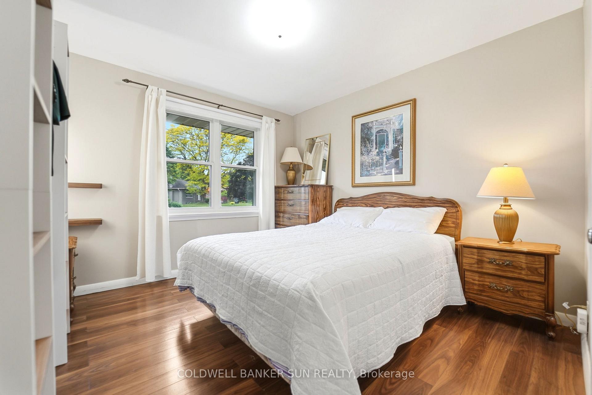 Photo 16 of 84 Dumbarton Street, Guelph, Riverside Park — HOMEH