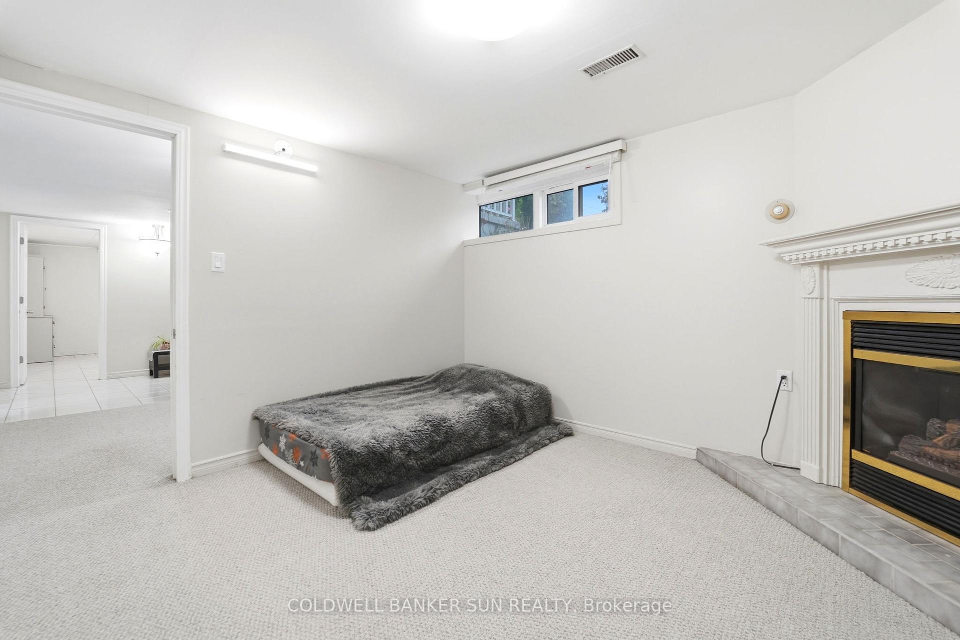 Photo 25 of 84 Dumbarton Street, Guelph, Riverside Park — HOMEH