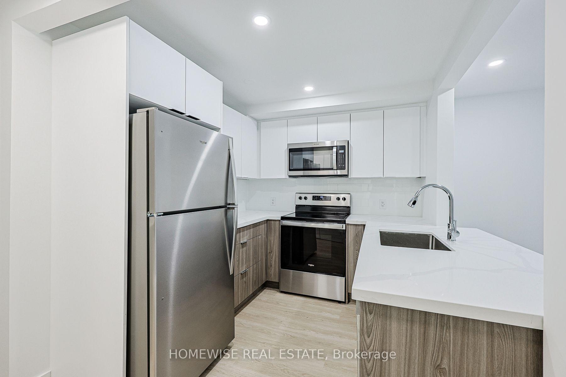 Photo 2 of Unit 7A, 100 Liberty Street N, Clarington, Bowmanville — HOMEH