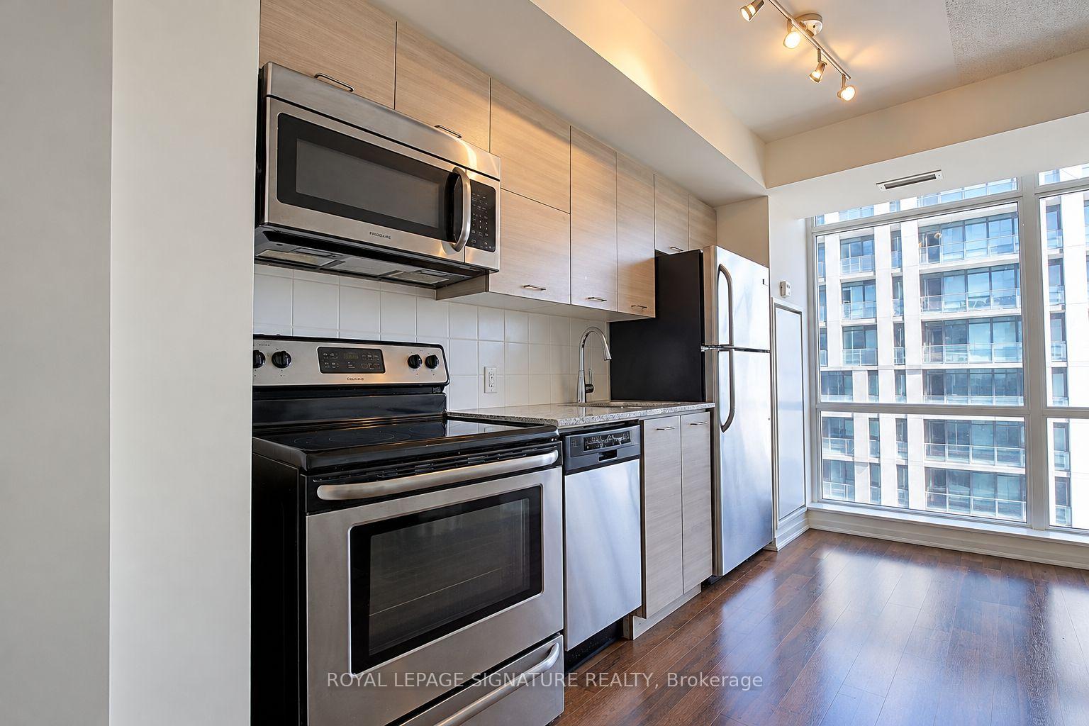 Photo 13 of Unit 712, 20 Joe Shuster Way, Toronto, South Parkdale — HOMEH