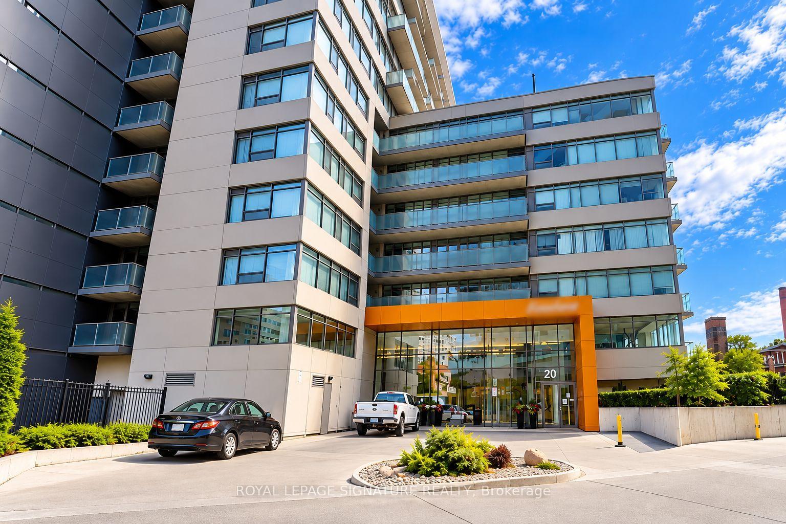 Photo 4 of Unit 712, 20 Joe Shuster Way, Toronto, South Parkdale — HOMEH