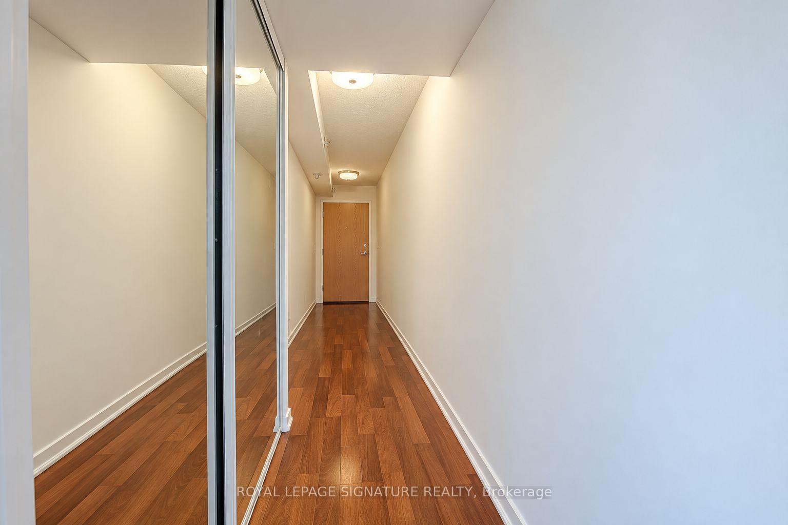 Photo 6 of Unit 712, 20 Joe Shuster Way, Toronto, South Parkdale — HOMEH