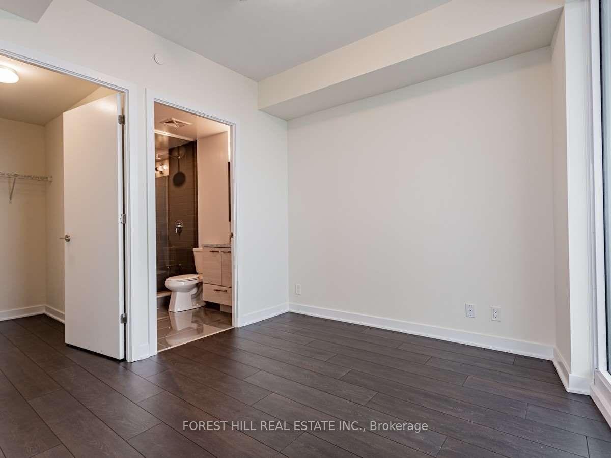 Photo 15 of Unit 5702, 2221 Yonge Street, Toronto, Mount Pleasant West — HOMEH
