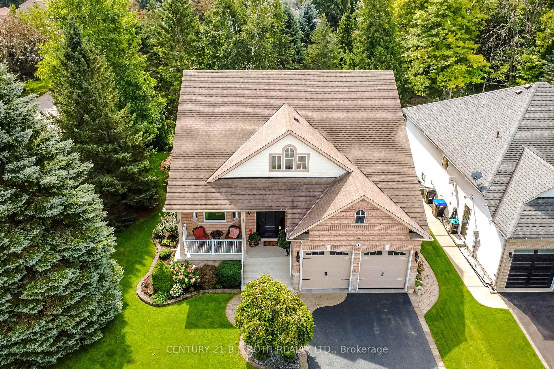 Photo 4 of 1 Silversands Crescent, Wasaga Beach — HOMEH