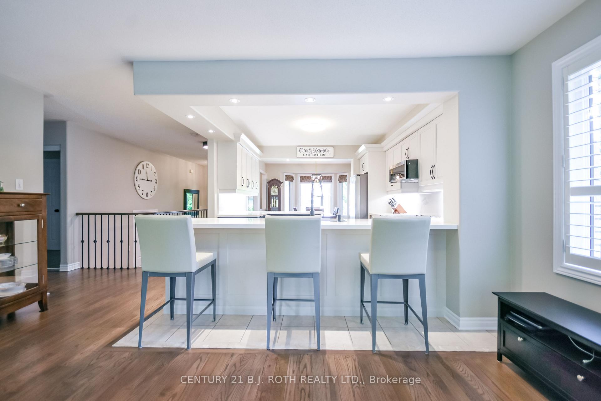 Photo 23 of 1 Silversands Crescent, Wasaga Beach — HOMEH