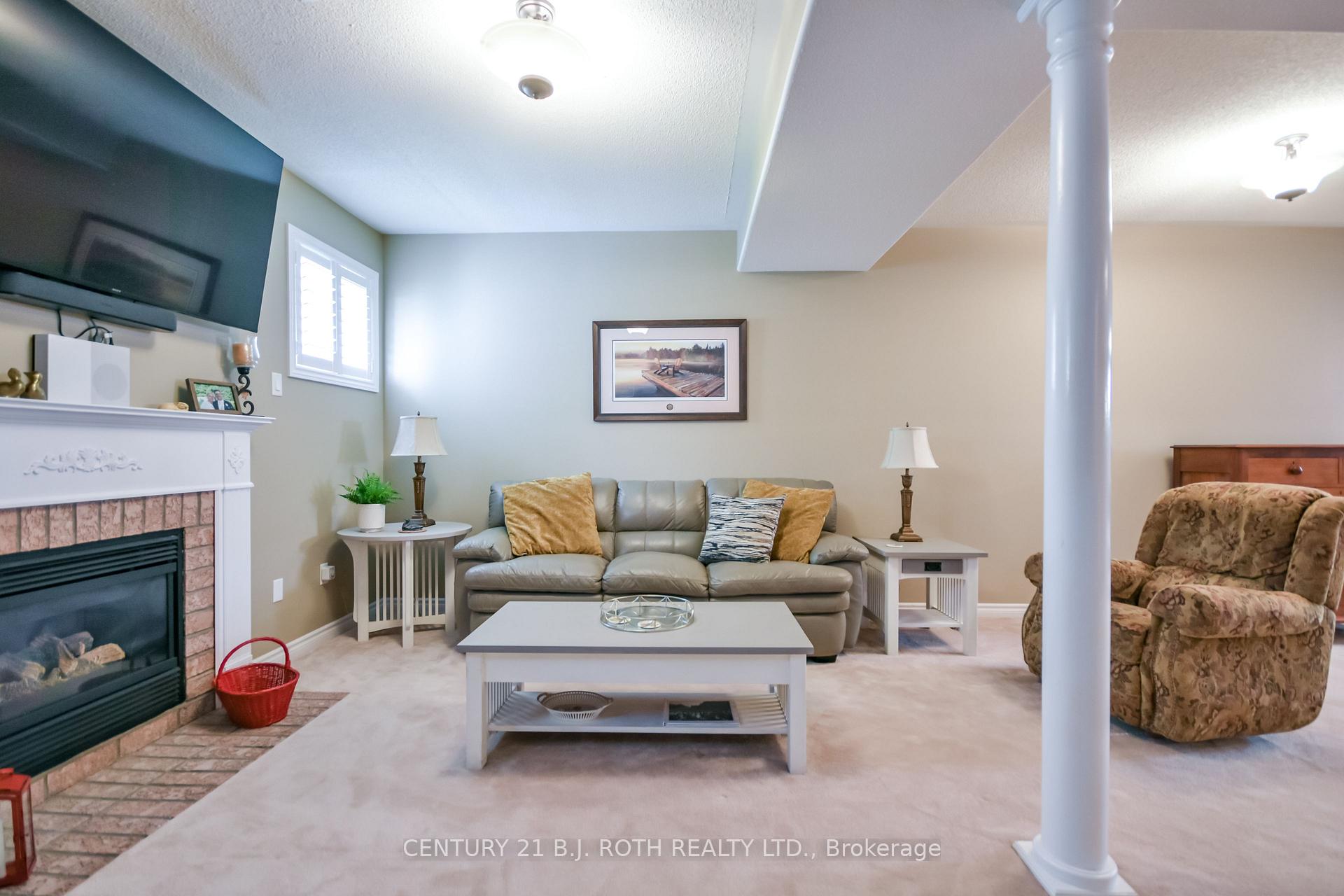 Photo 35 of 1 Silversands Crescent, Wasaga Beach — HOMEH