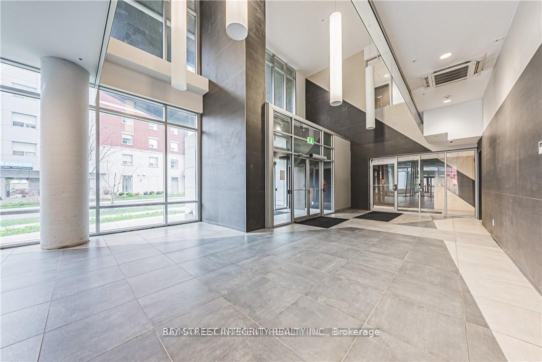 Photo 2 of Unit 906, 158 King Street, Waterloo, Downtown Waterloo — HOMEH