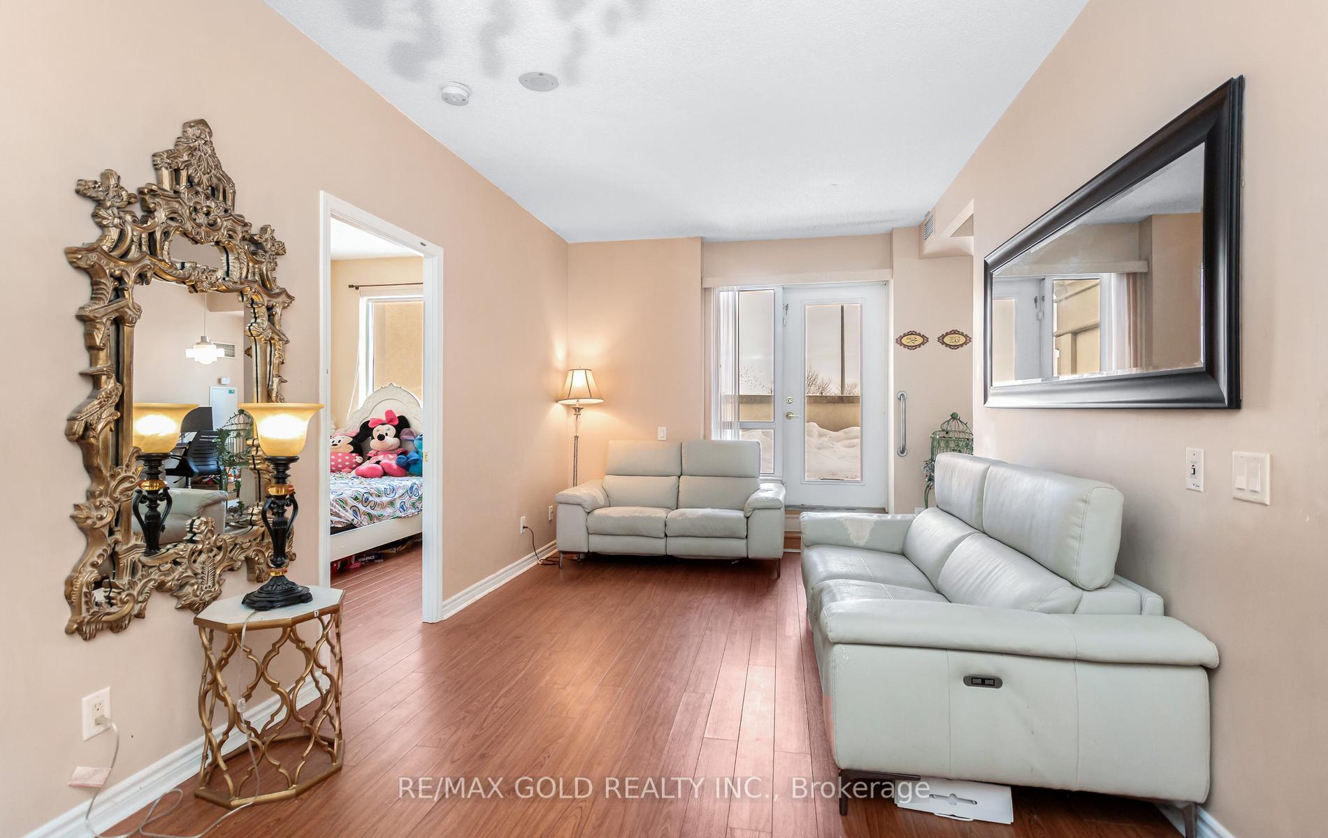 Photo 10 of Unit 224, 25 Kingsbridge Grdn Circle, Mississauga, Hurontario — HOMEH