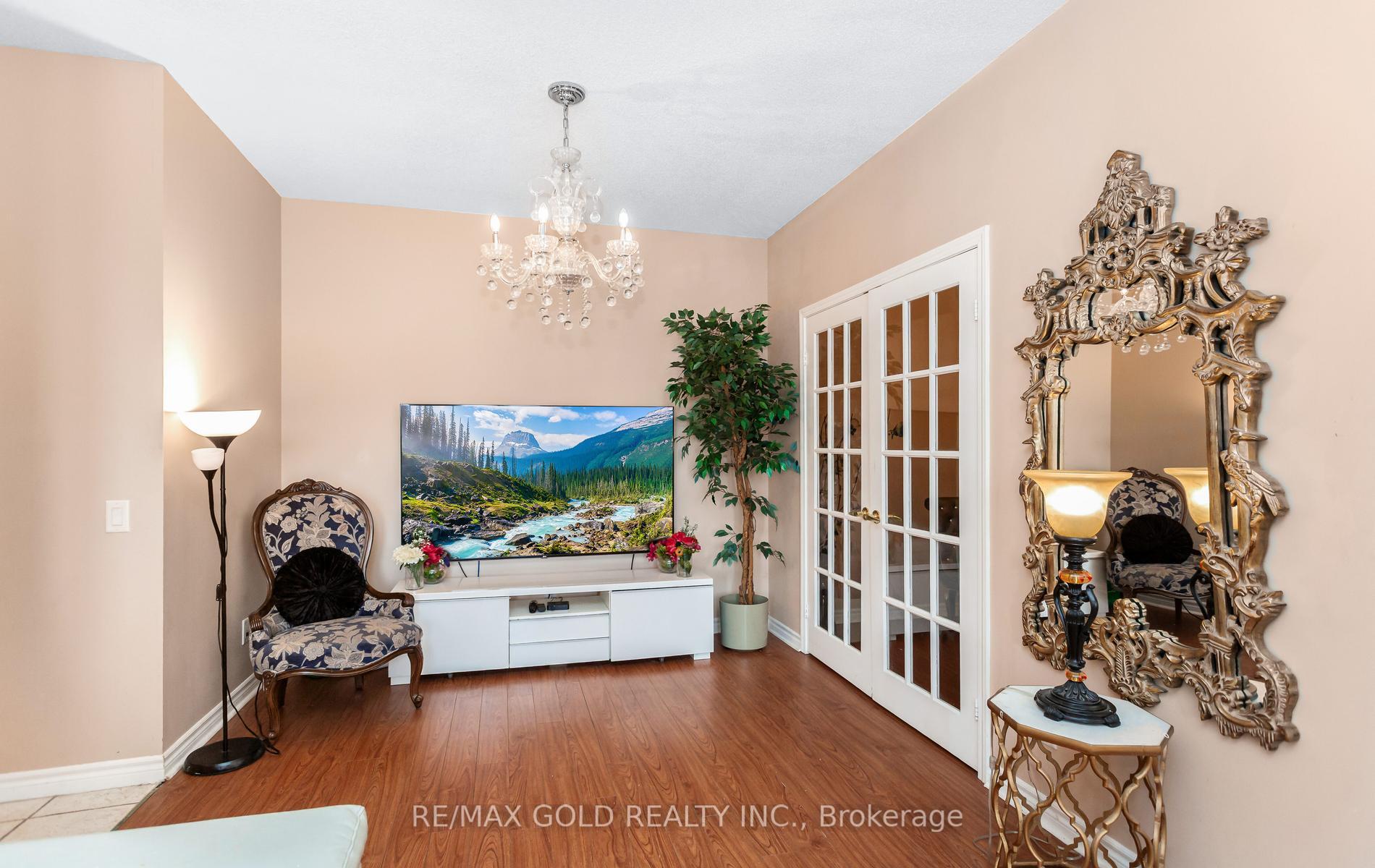 Photo 12 of Unit 224, 25 Kingsbridge Grdn Circle, Mississauga, Hurontario — HOMEH
