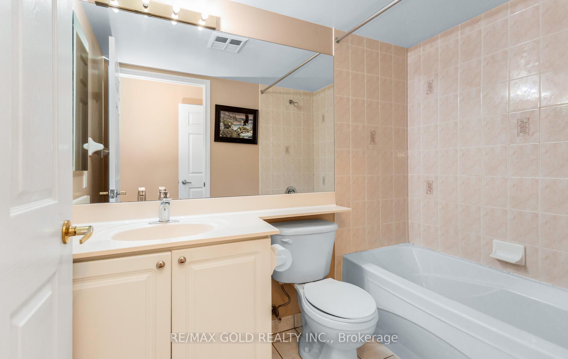 Photo 24 of Unit 224, 25 Kingsbridge Grdn Circle, Mississauga, Hurontario — HOMEH