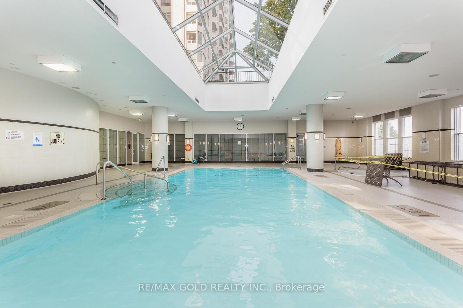 Photo 33 of Unit 224, 25 Kingsbridge Grdn Circle, Mississauga, Hurontario — HOMEH
