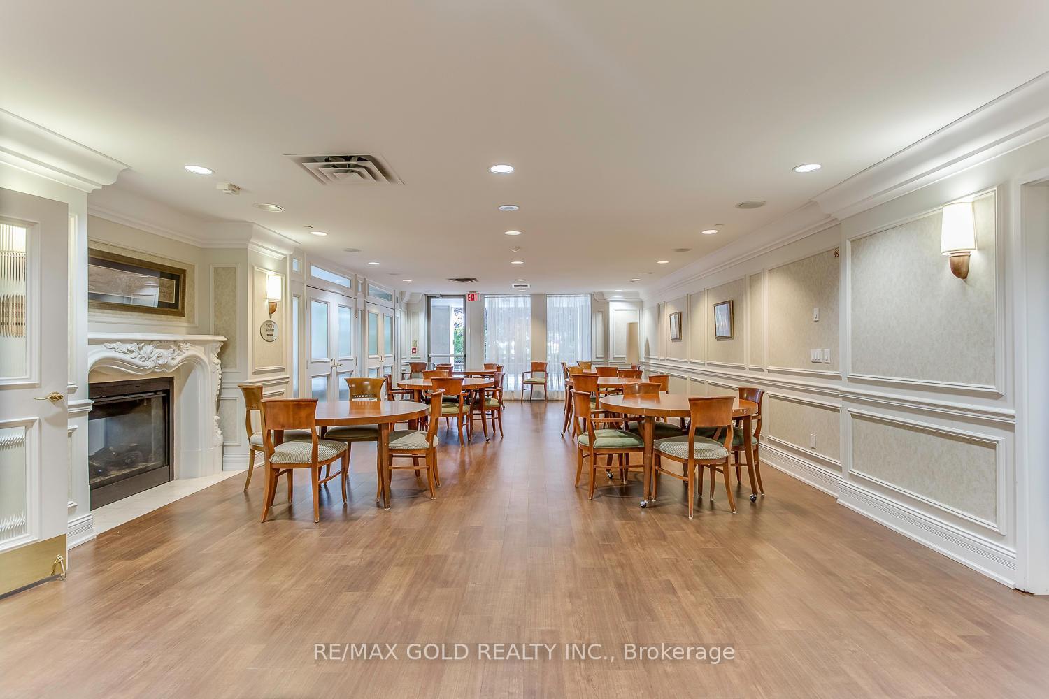 Photo 35 of Unit 224, 25 Kingsbridge Grdn Circle, Mississauga, Hurontario — HOMEH