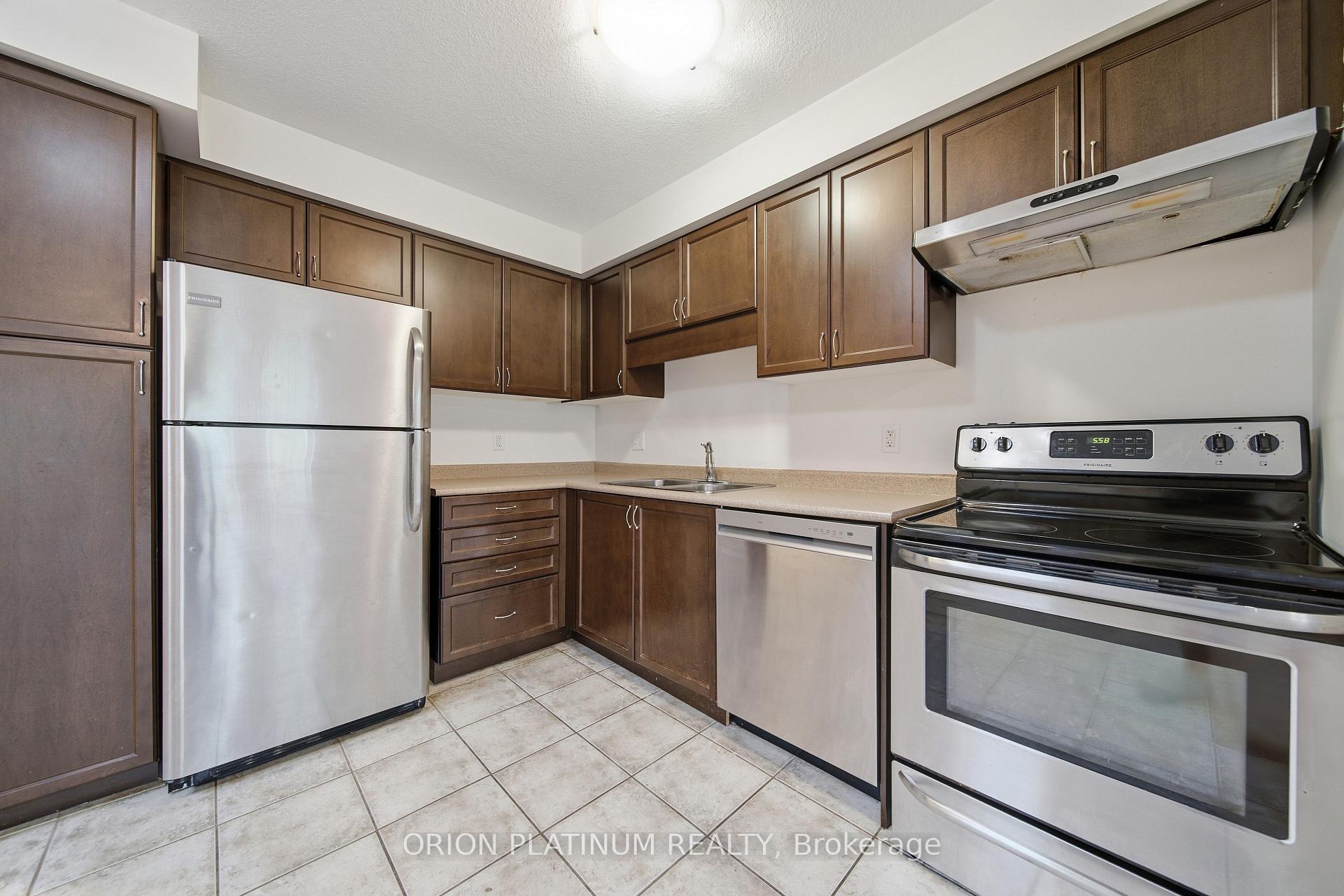Photo 7 of 15 Kingsbury Square, Guelph, Pineridge/Westminster Woods — HOMEH