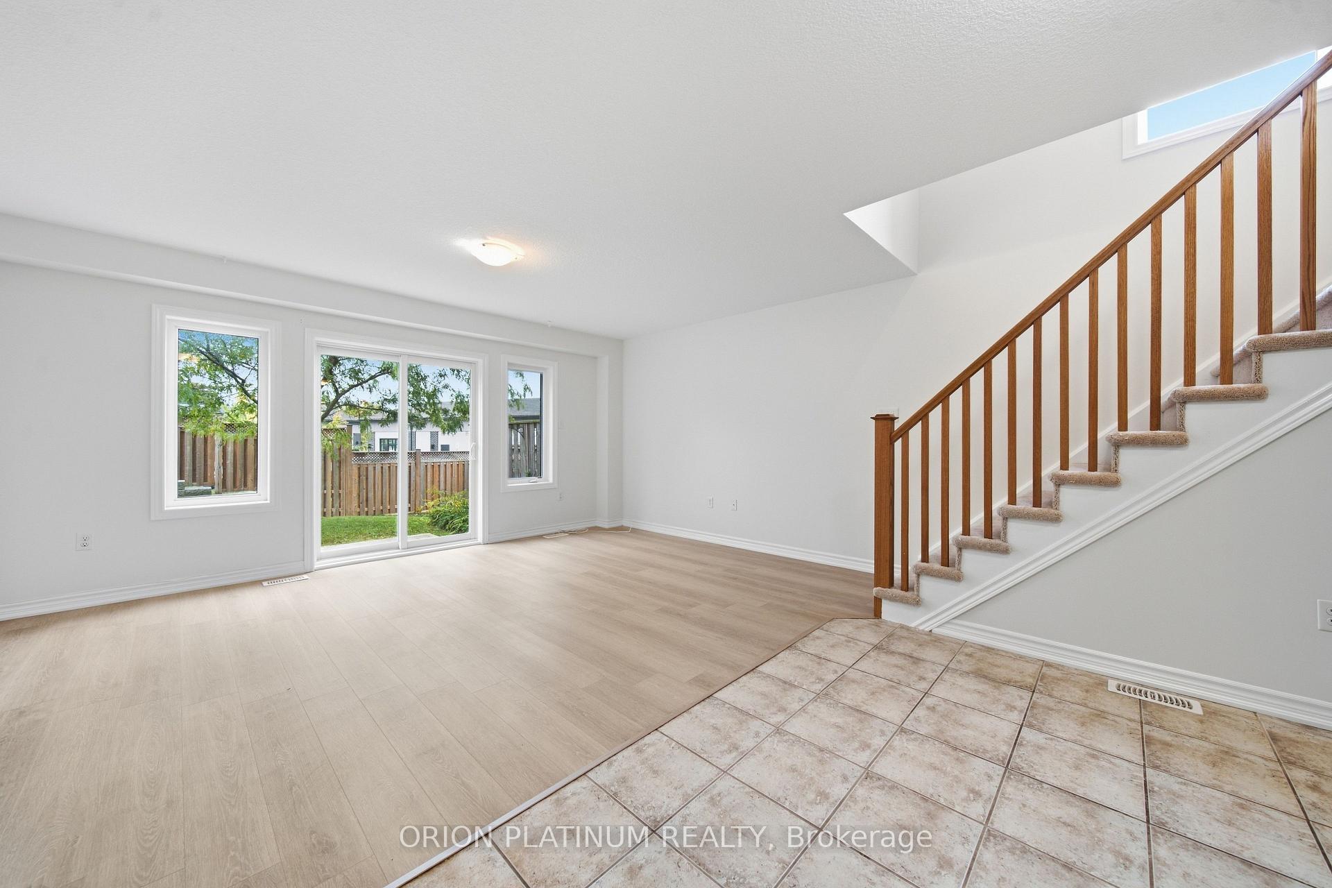 Photo 9 of 15 Kingsbury Square, Guelph, Pineridge/Westminster Woods — HOMEH