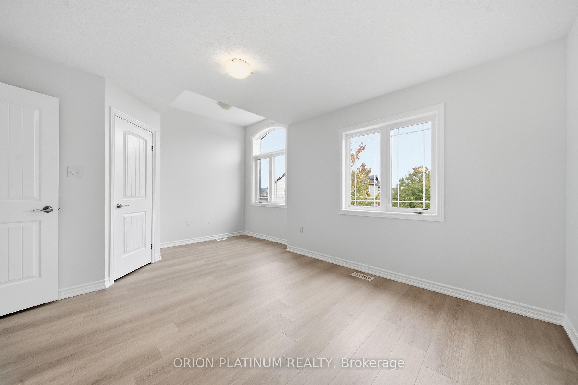 Photo 20 of 15 Kingsbury Square, Guelph, Pineridge/Westminster Woods — HOMEH