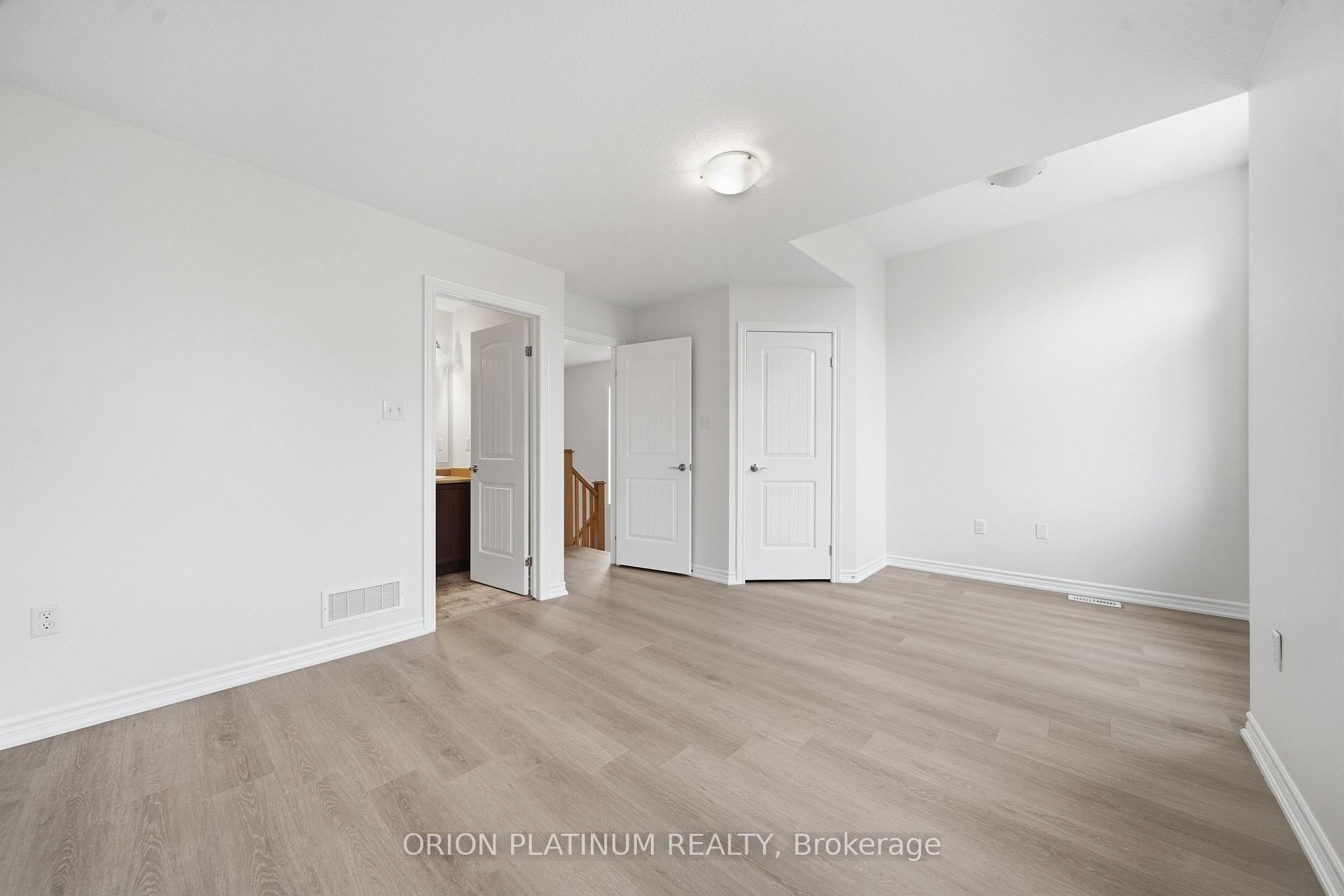 Photo 21 of 15 Kingsbury Square, Guelph, Pineridge/Westminster Woods — HOMEH