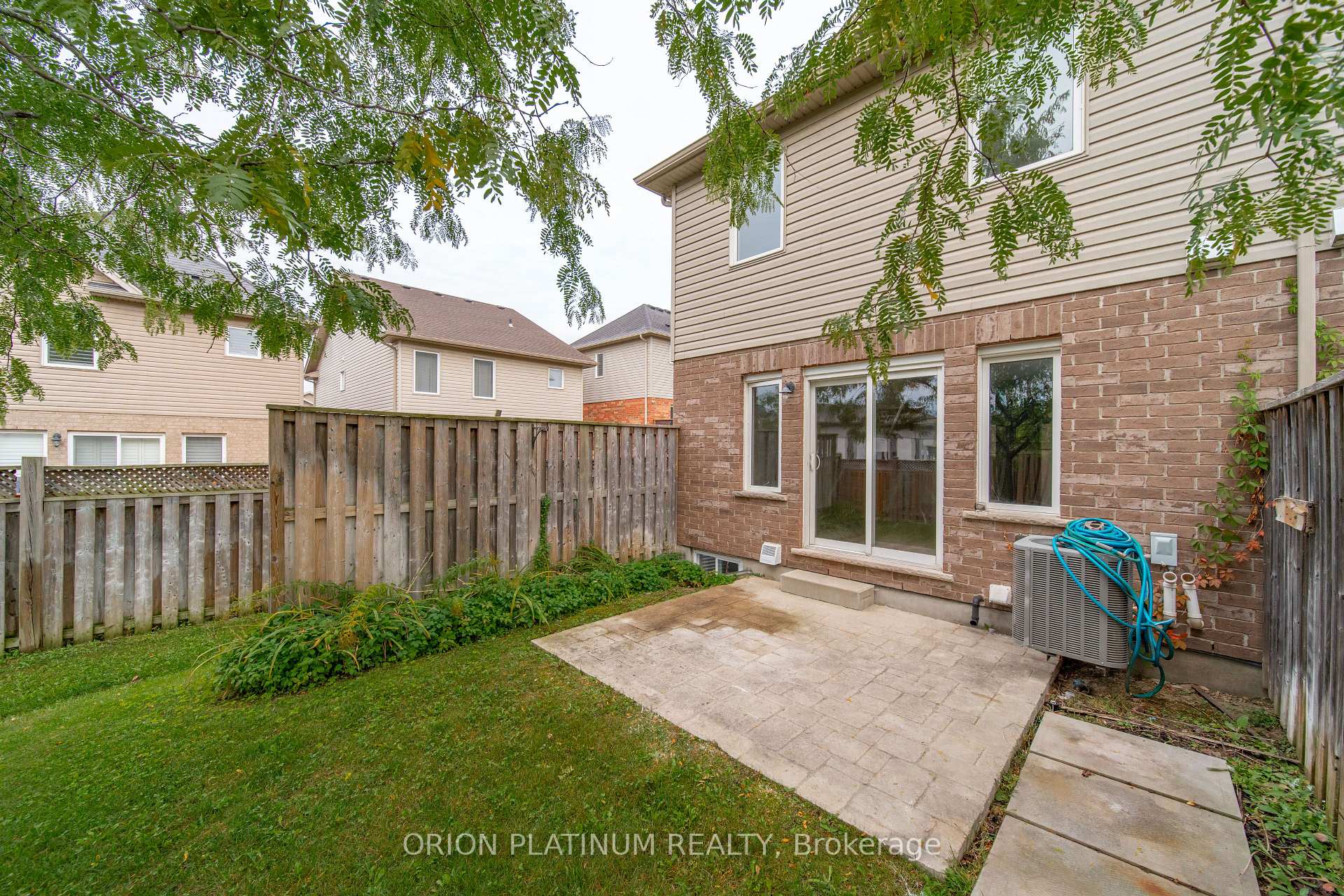 Photo 27 of 15 Kingsbury Square, Guelph, Pineridge/Westminster Woods — HOMEH