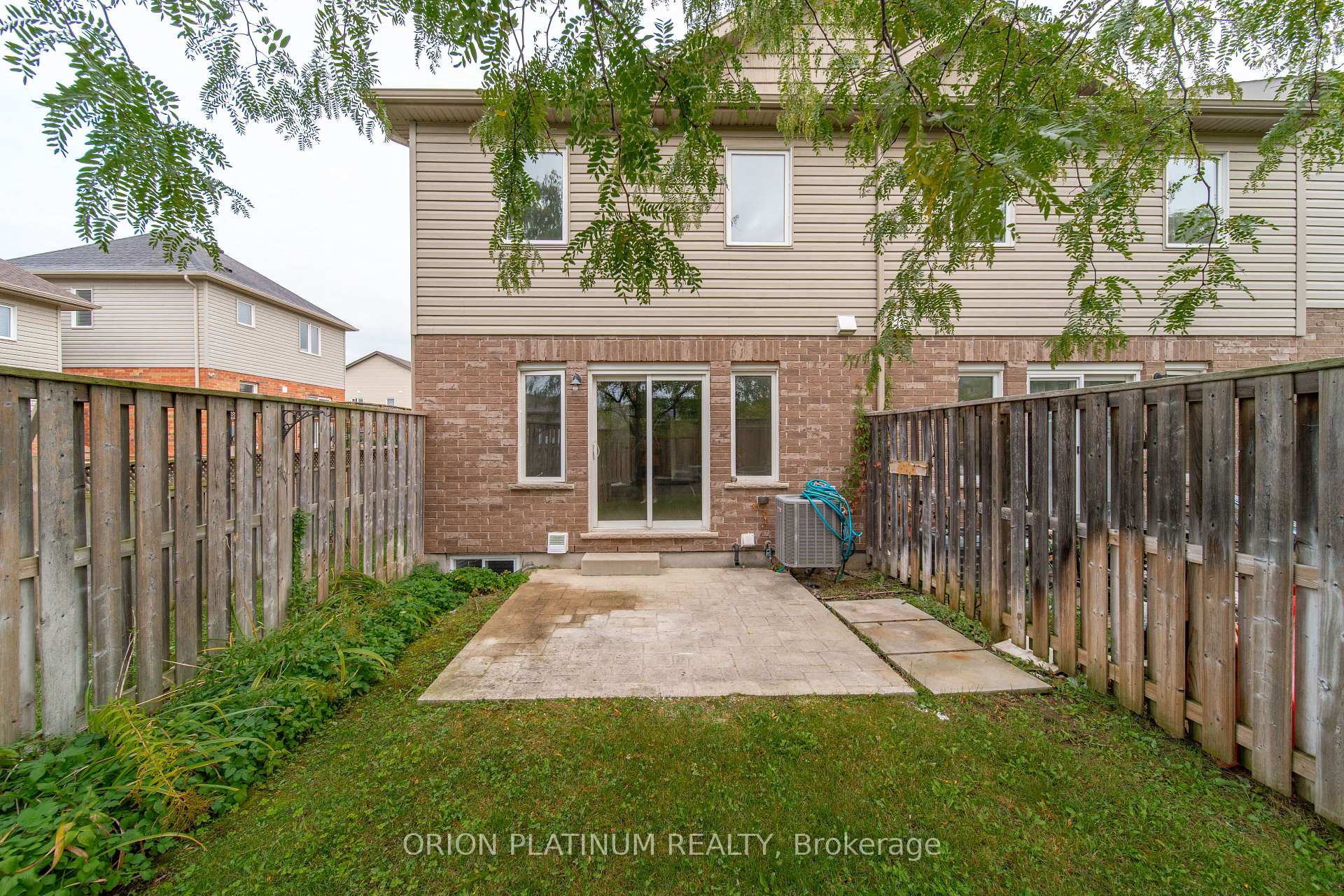 Photo 28 of 15 Kingsbury Square, Guelph, Pineridge/Westminster Woods — HOMEH