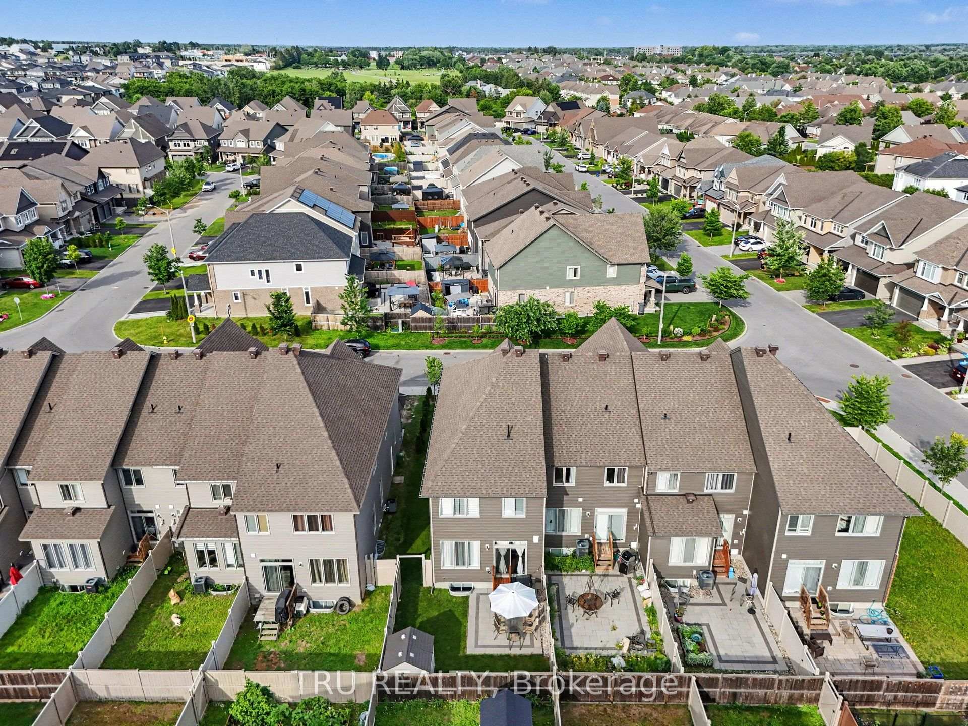 Photo 44 of 106 Lavatera Street, Ottawa, Blossom Park/Kemp Park/Findlay Creek — HOMEH