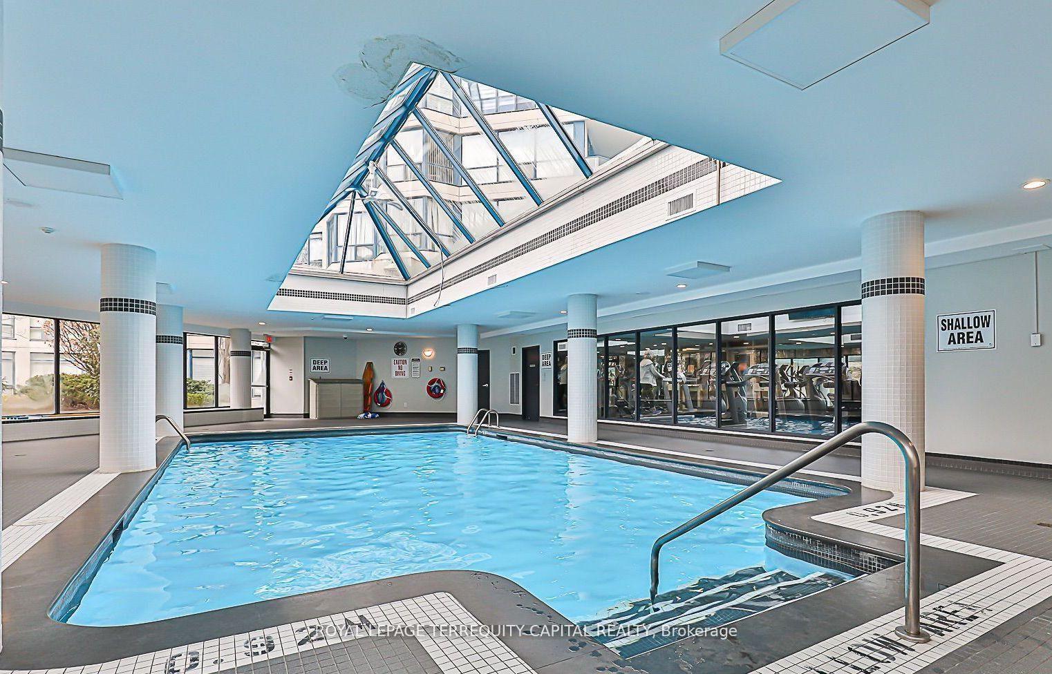 Photo 8 of Unit 1407, 7300 Yonge Street, Vaughan, Crestwood-Springfarm-Yorkhill — HOMEH