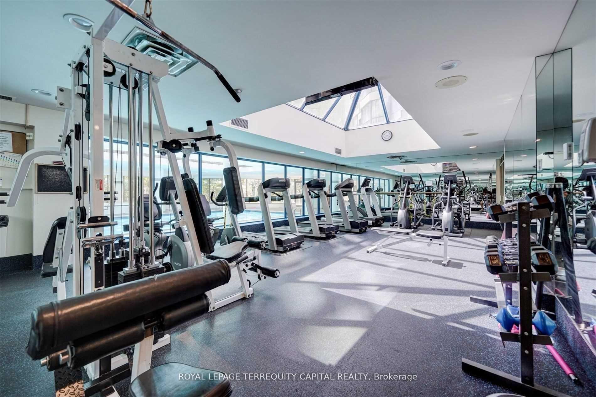 Photo 9 of Unit 1407, 7300 Yonge Street, Vaughan, Crestwood-Springfarm-Yorkhill — HOMEH
