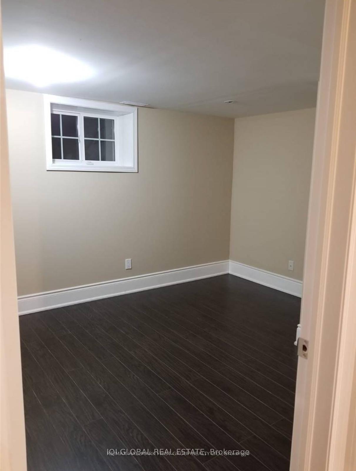 Photo 4 of Unit Lower, 54 Bethune Boulevard, Scarborough, Scarborough Village — HOMEH