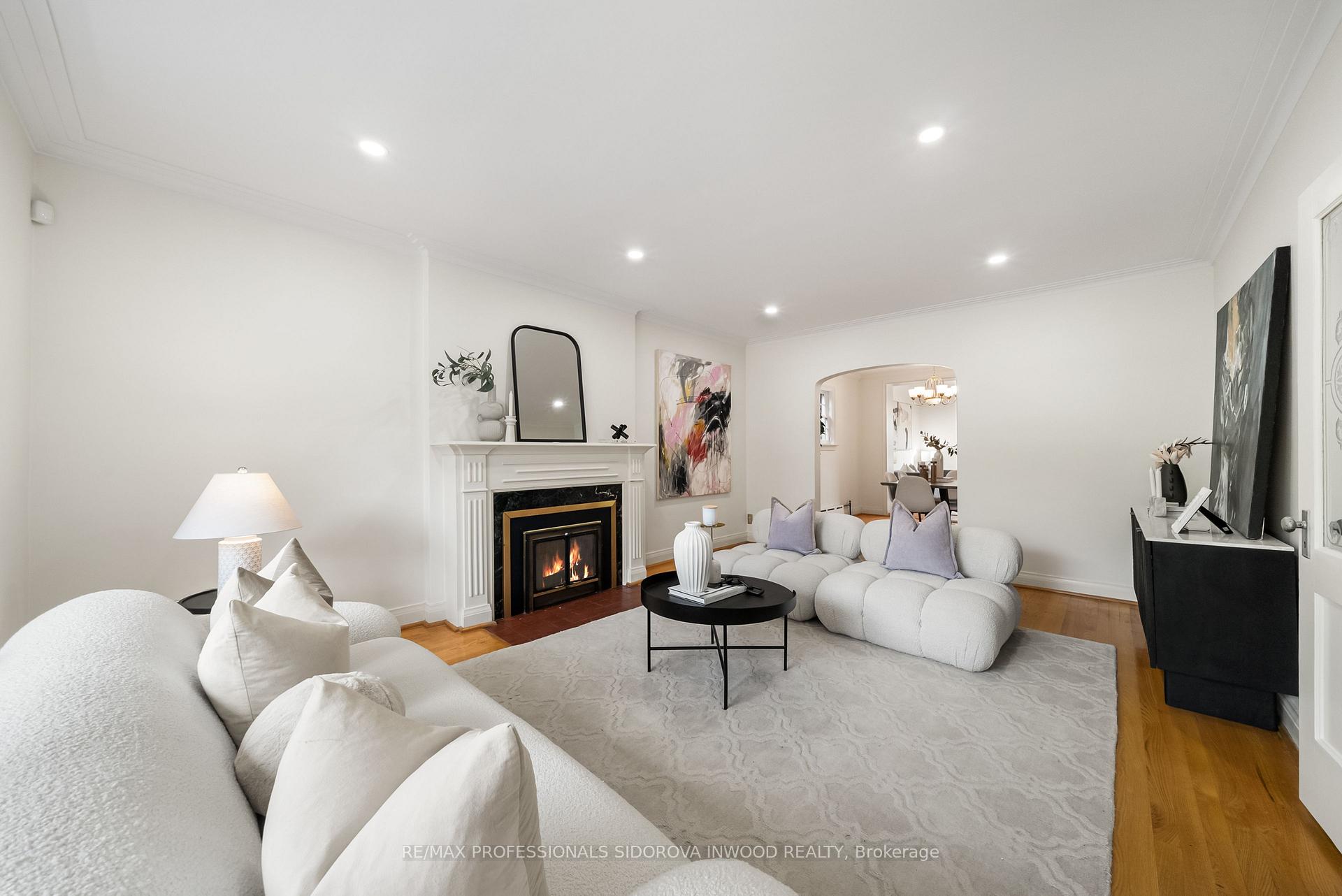Photo 5 of 495 St Johns Road, Toronto, Lambton Baby Point — HOMEH