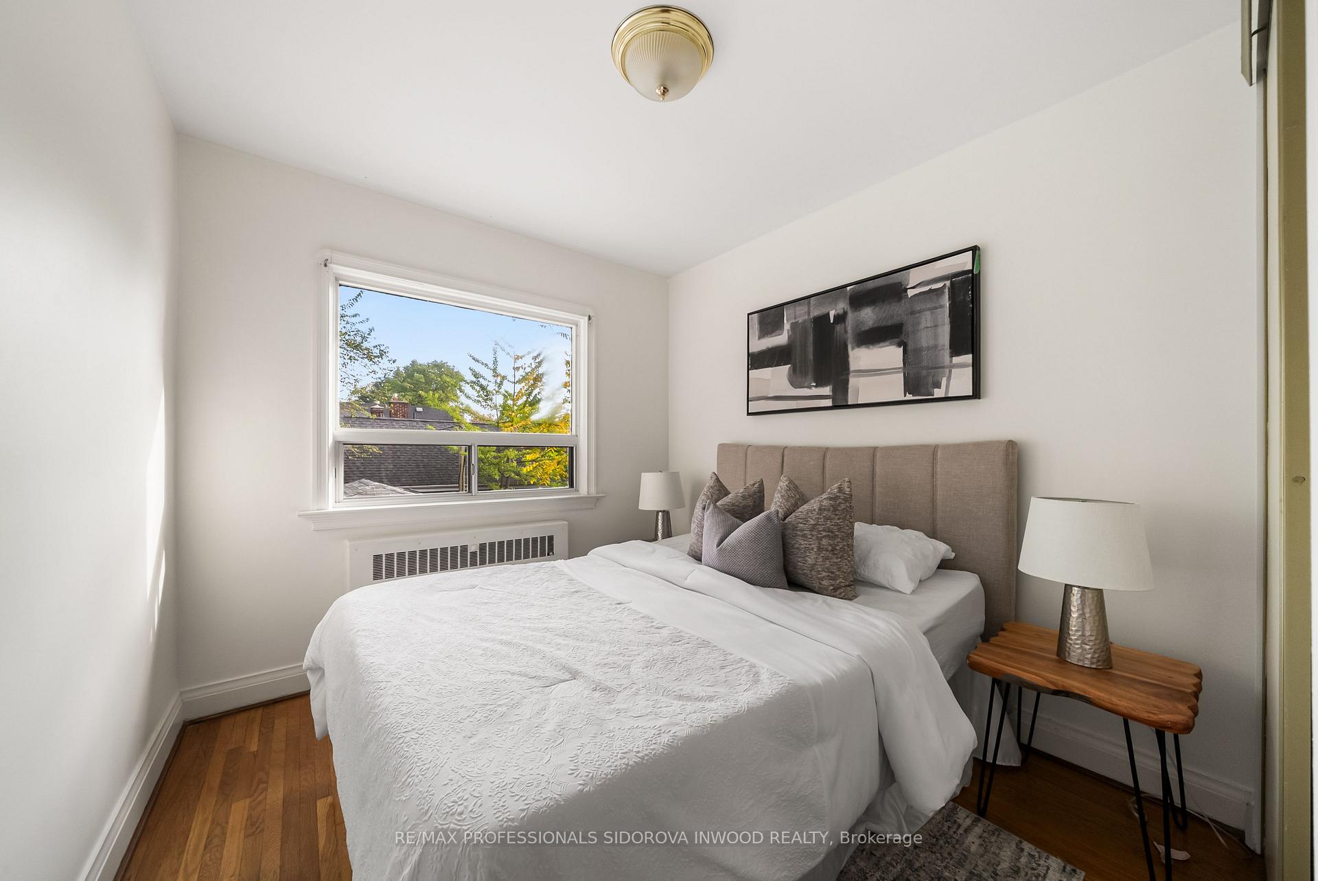 Photo 19 of 495 St Johns Road, Toronto, Lambton Baby Point — HOMEH
