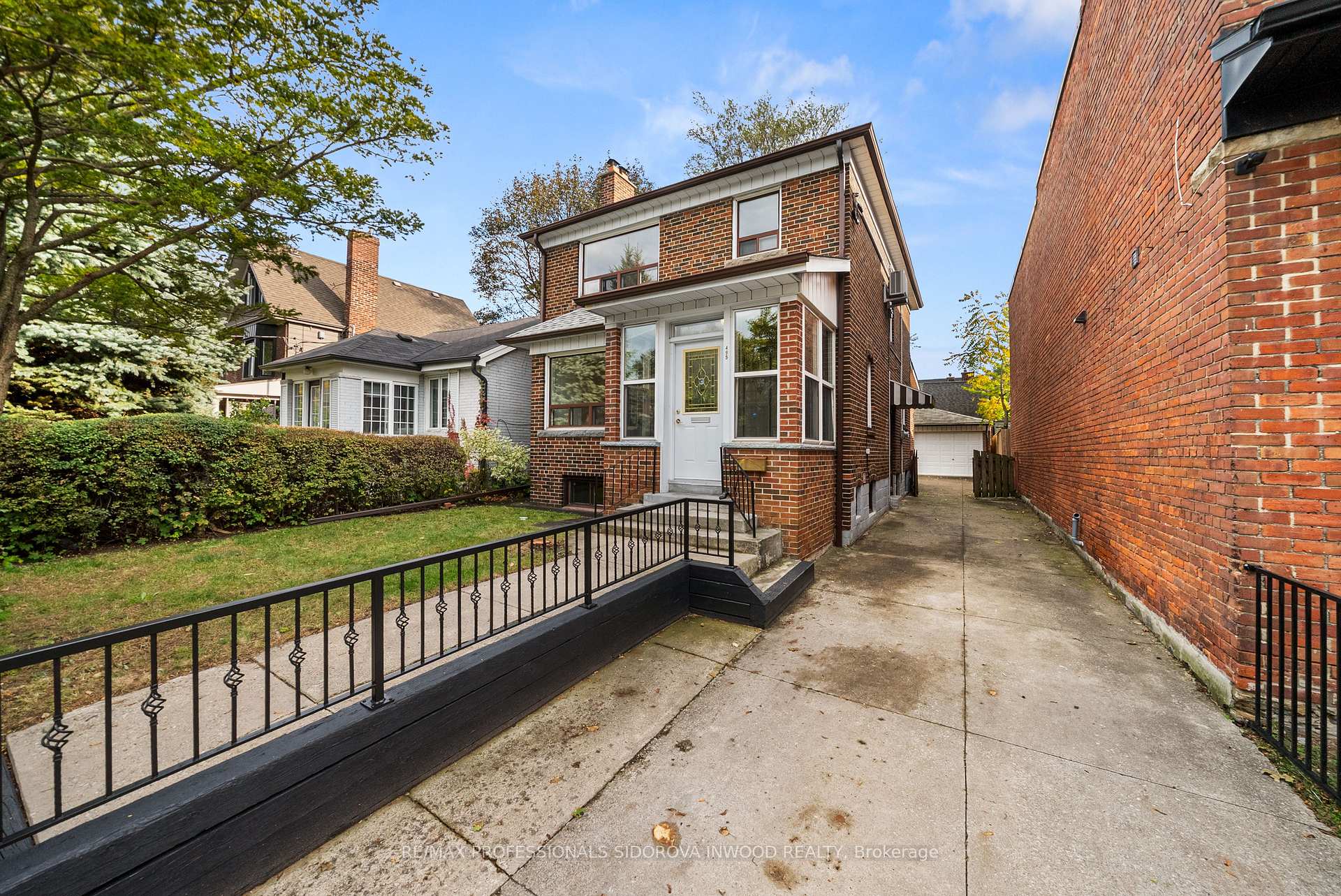 Photo 28 of 495 St Johns Road, Toronto, Lambton Baby Point — HOMEH