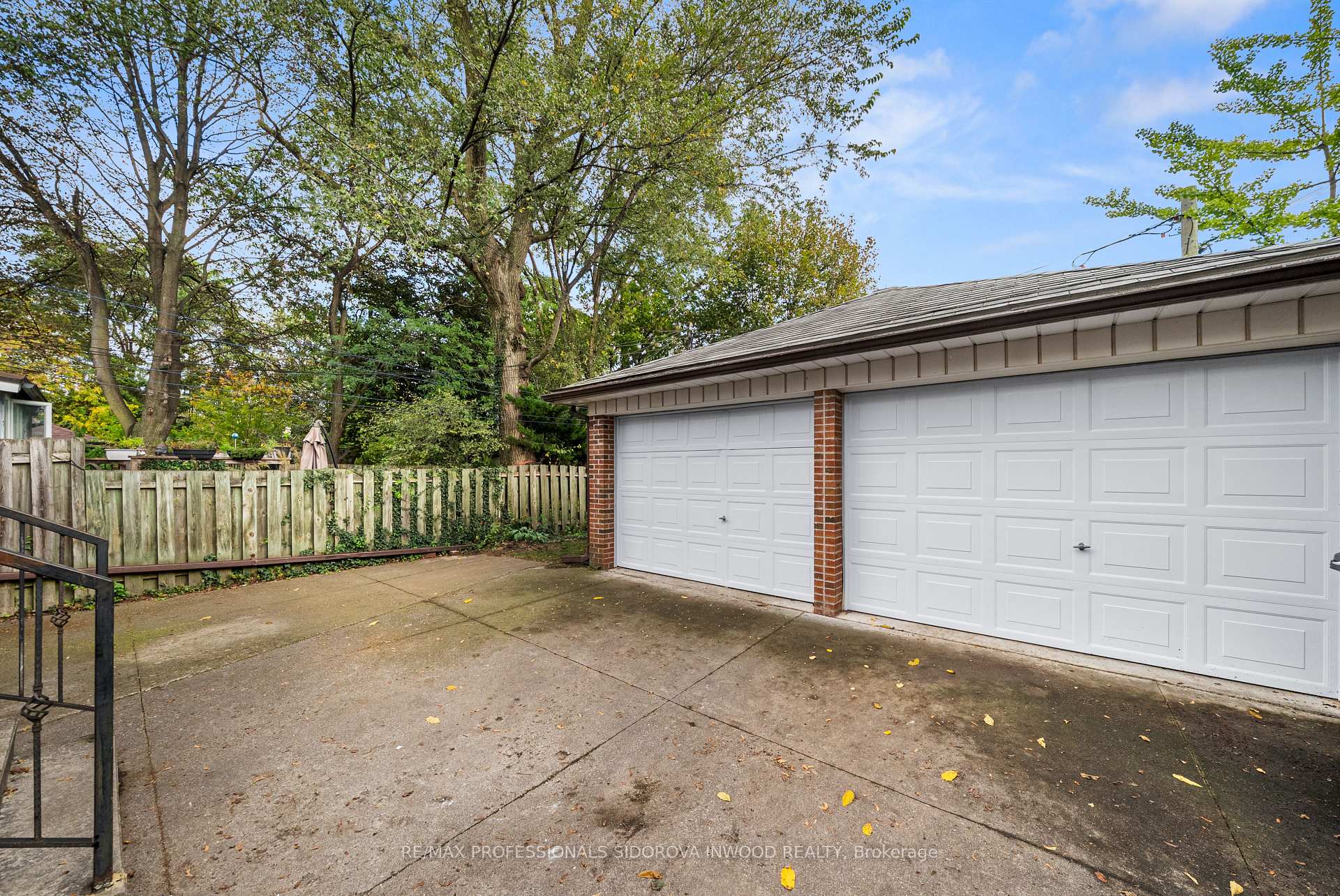 Photo 30 of 495 St Johns Road, Toronto, Lambton Baby Point — HOMEH
