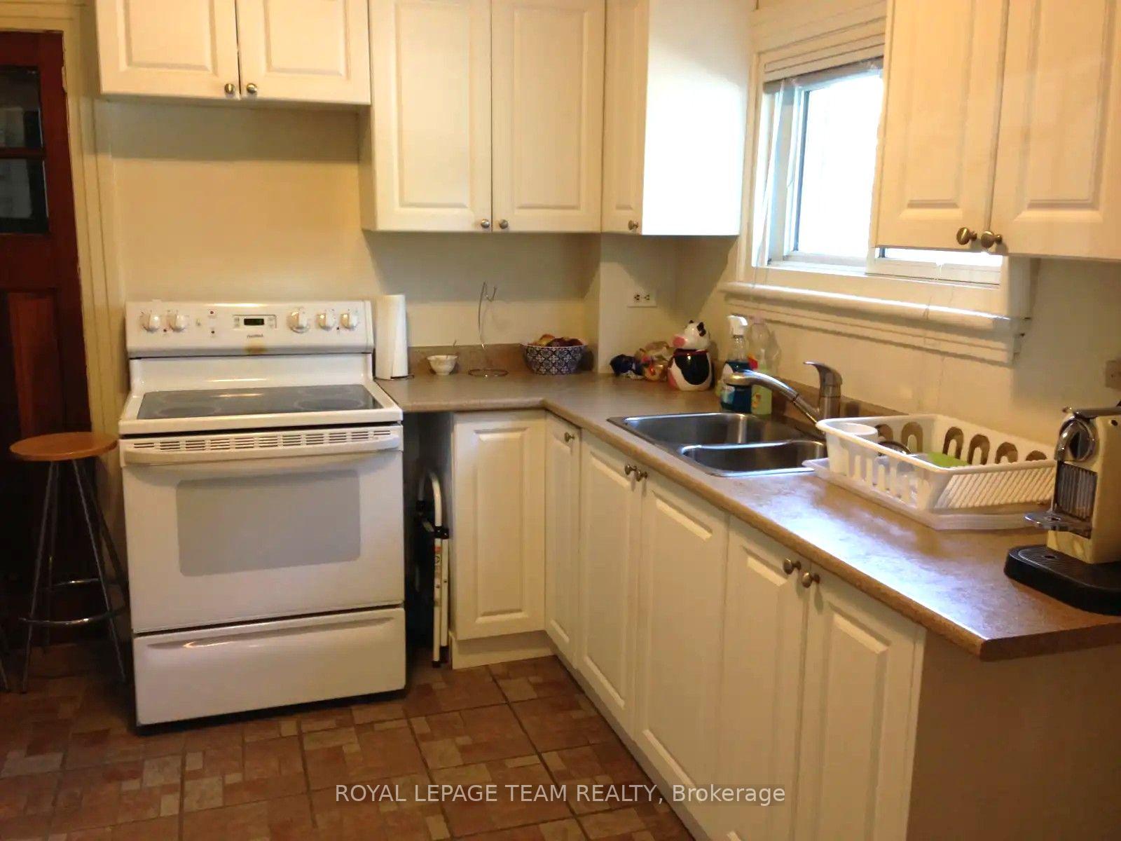 Photo 4 of 33 Cameron Avenue, Ottawa, Old Ottawa South — HOMEH