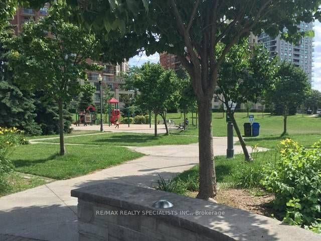 Photo 16 of Unit 501, 1 Avondale Avenue, North York, Willowdale East — HOMEH