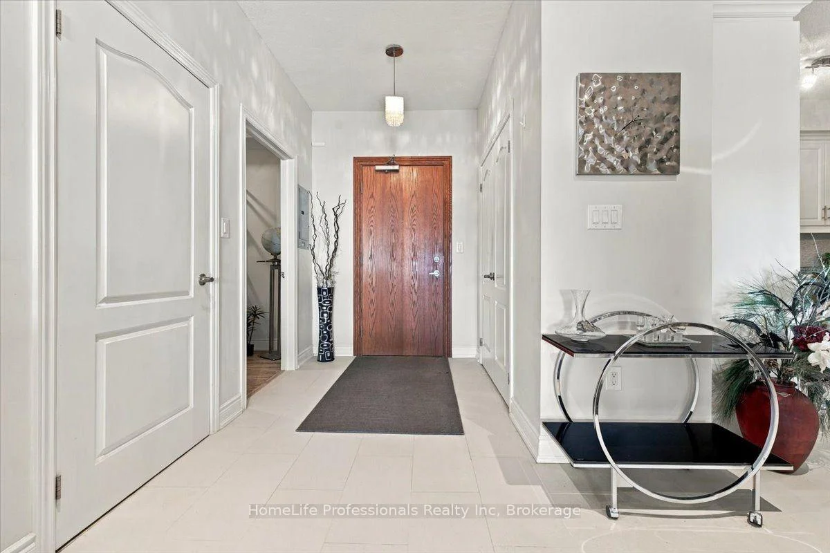 Photo 9 of Unit 322, 8111 Forest Glen Drive, Niagara Falls, Mt. Carmel — HOMEH