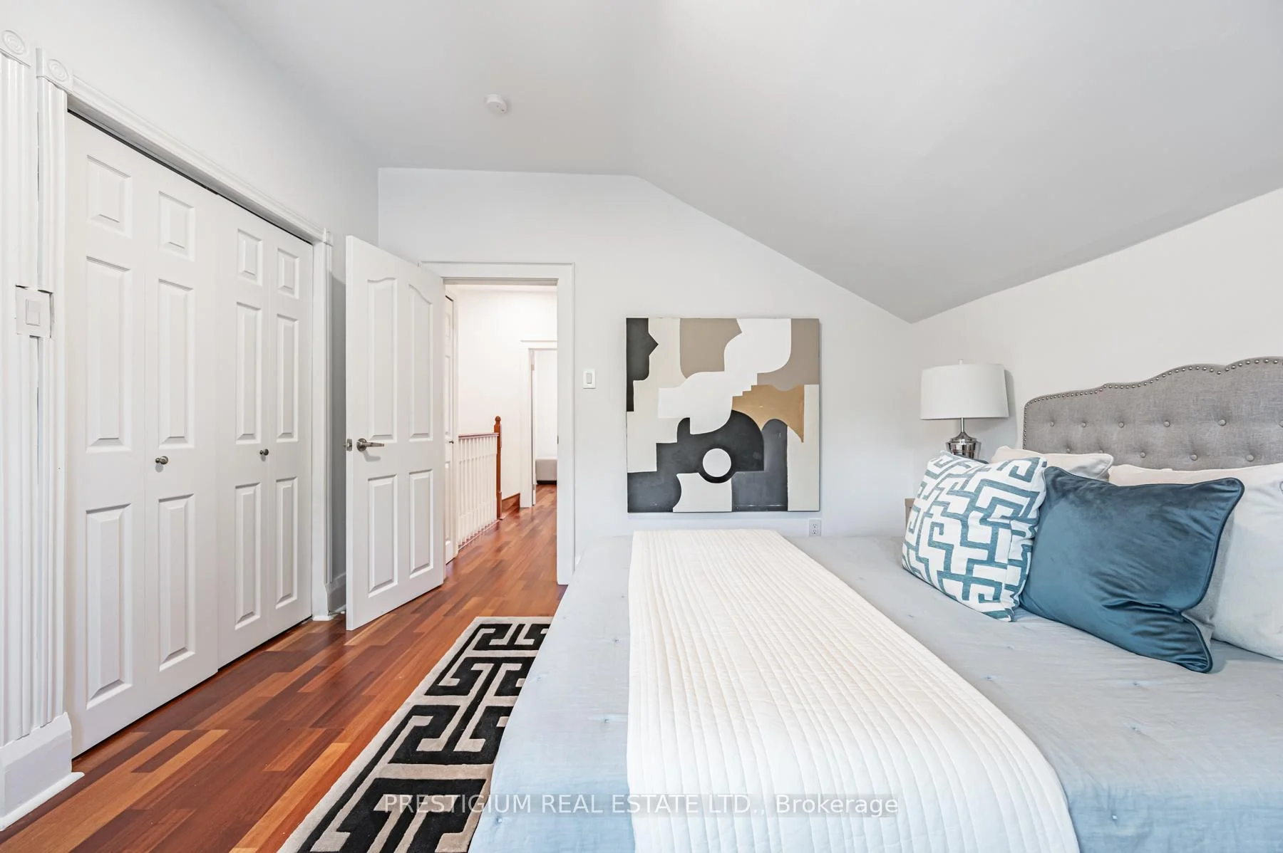 Photo 52 of 532 Merton Street, Toronto, Mount Pleasant East — HOMEH