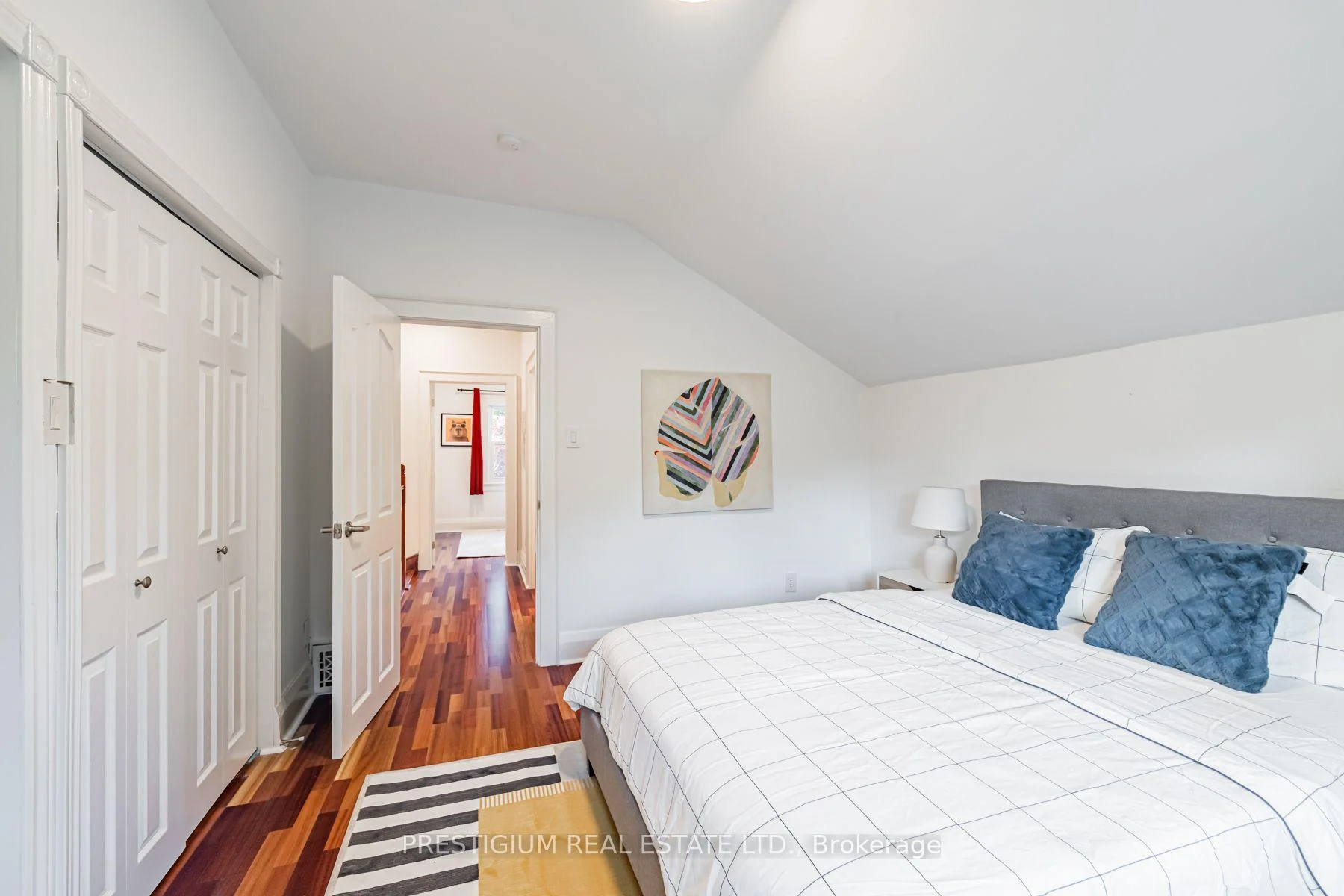 Photo 55 of 532 Merton Street, Toronto, Mount Pleasant East — HOMEH